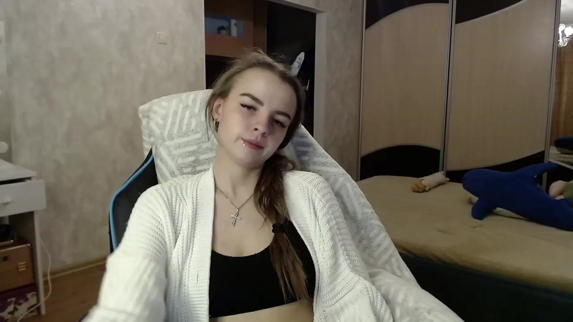 Gallery image thumbnail from Lio_noy's myfreecams stream on, 11/14/2023, 21:32 image 3 of 20