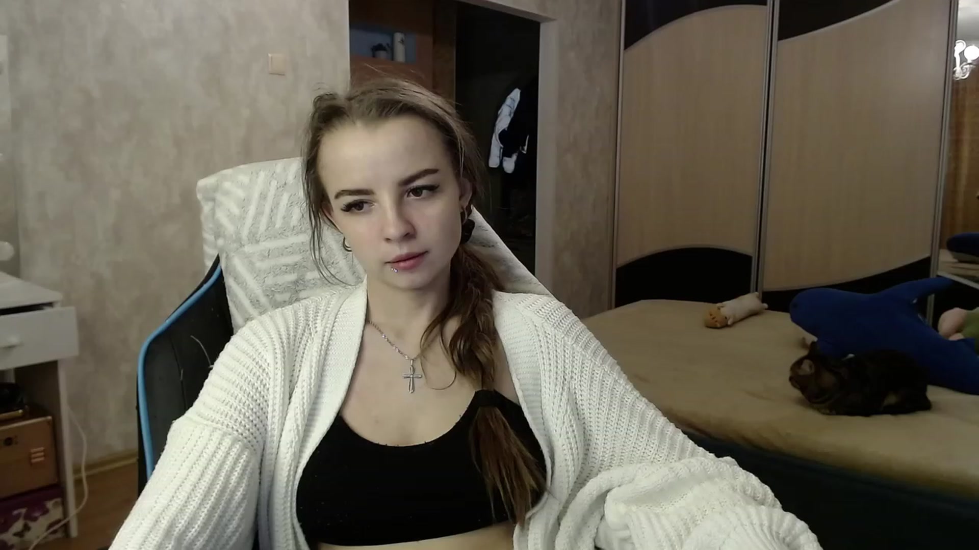 Gallery image thumbnail from Lio_noy's myfreecams stream on, 11/14/2023, 21:32 image 11 of 20