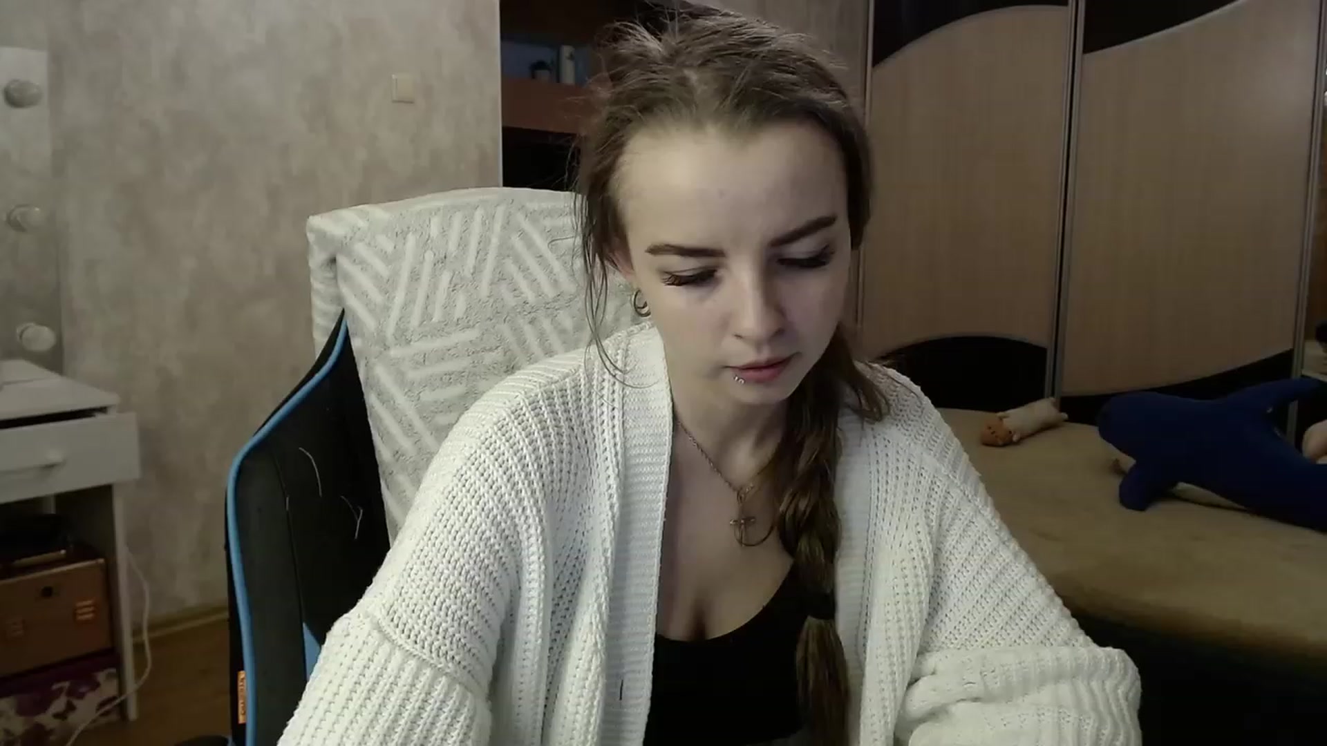 Gallery image thumbnail from Lio_noy's myfreecams stream on, 11/14/2023, 22:27 image 17 of 20