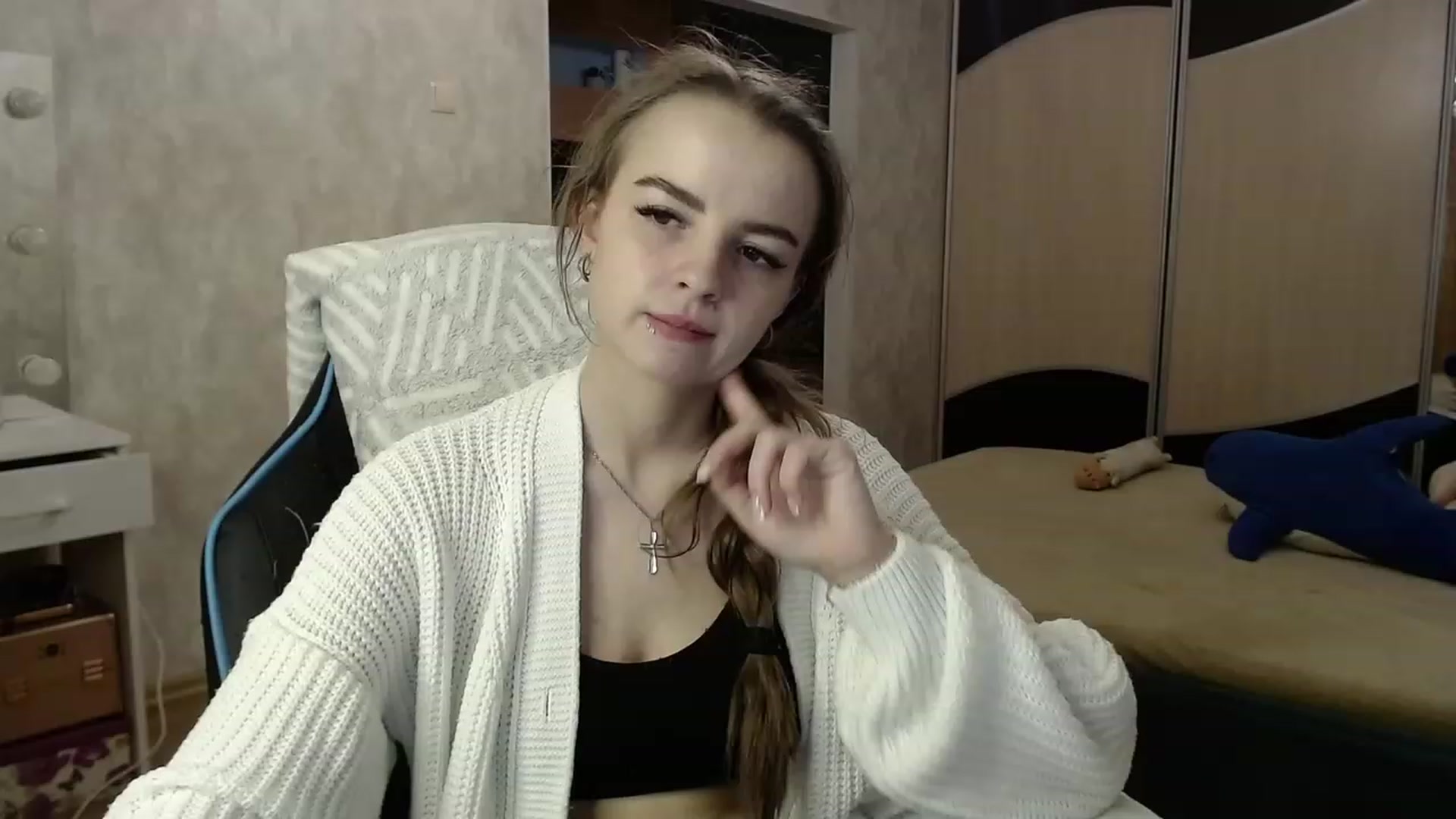 Gallery image thumbnail from Lio_noy's myfreecams stream on, 11/14/2023, 22:27 image 15 of 20
