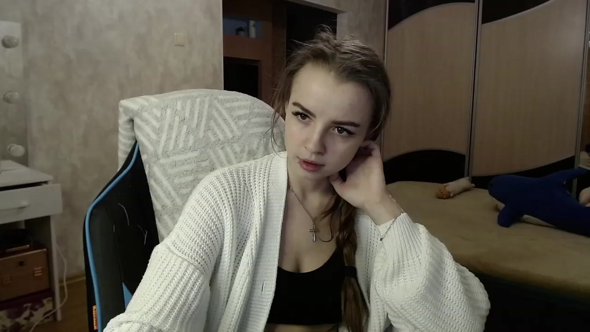 Gallery image thumbnail from Lio_noy's myfreecams stream on, 11/14/2023, 22:27 image 16 of 20