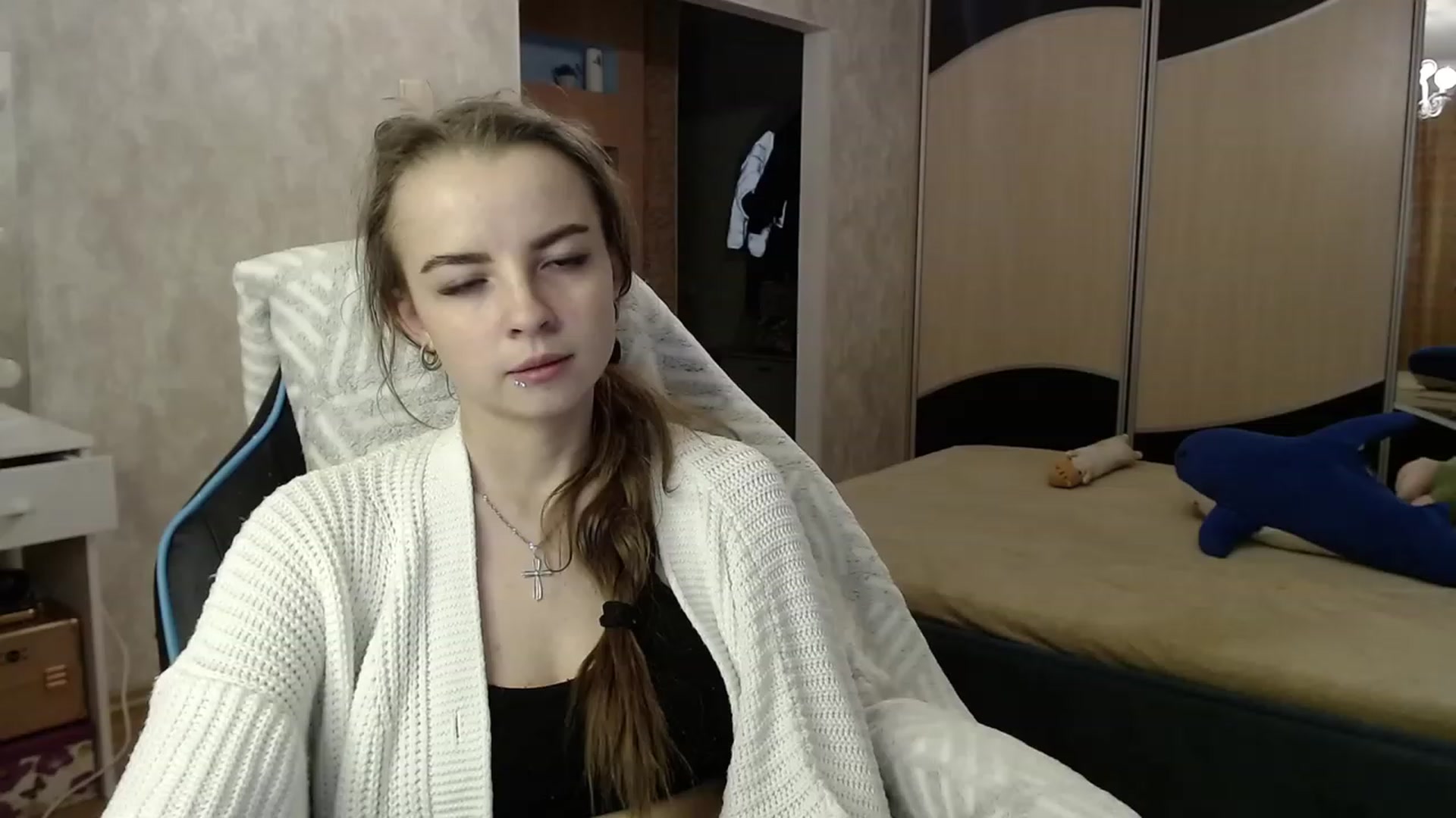 Gallery image thumbnail from Lio_noy's myfreecams stream on, 11/14/2023, 22:27 image 3 of 20
