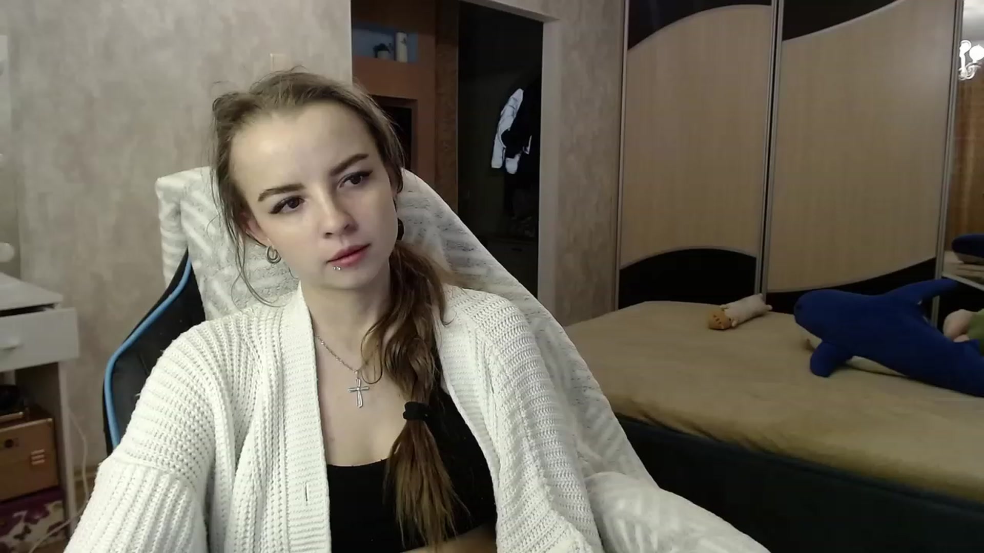 Gallery image thumbnail from Lio_noy's myfreecams stream on, 11/14/2023, 22:27 image 6 of 20