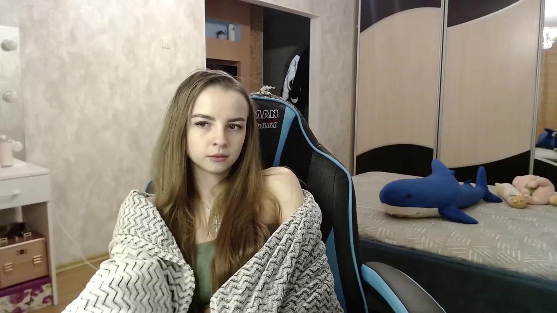 Gallery image thumbnail from Lio_noy's myfreecams stream on, 11/20/2023, 22:11 image 18 of 20