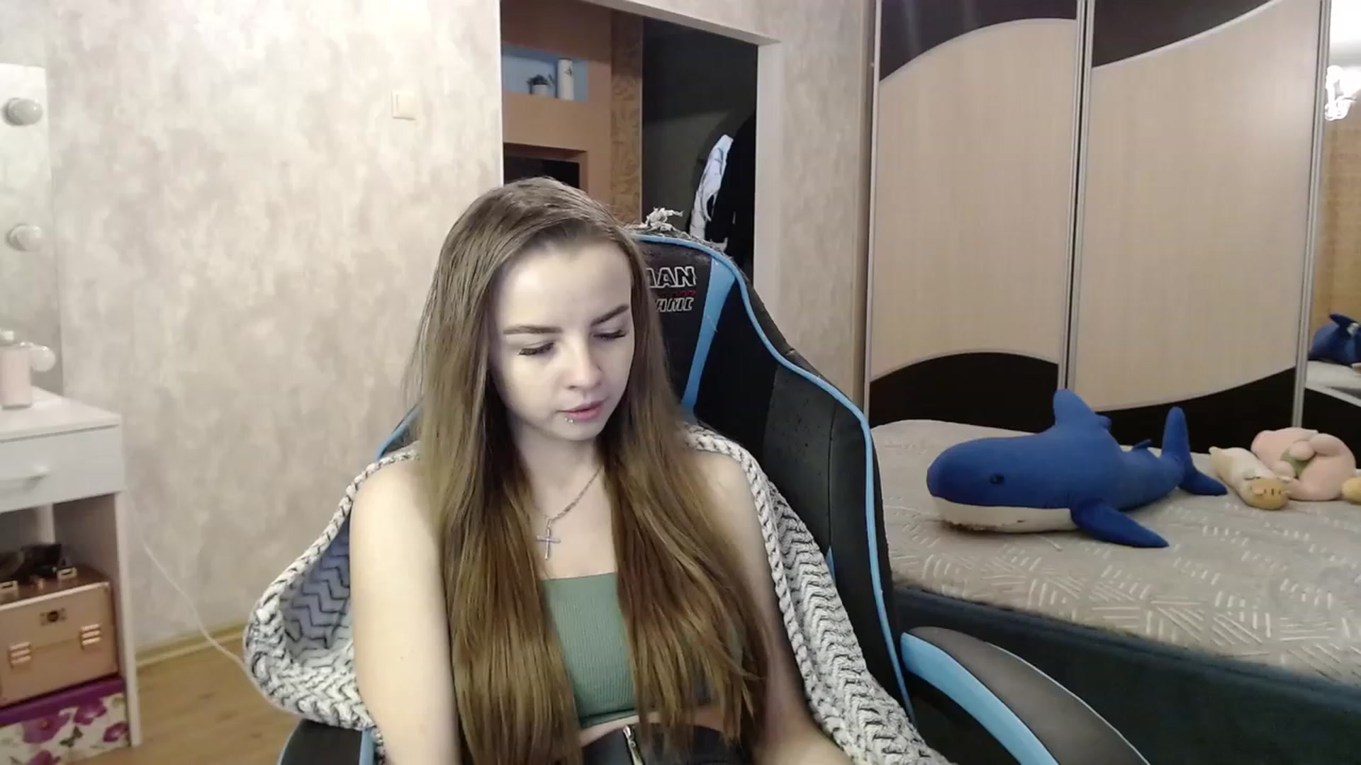 Gallery image thumbnail from Lio_noy's myfreecams stream on, 11/20/2023, 22:11 image 2 of 20