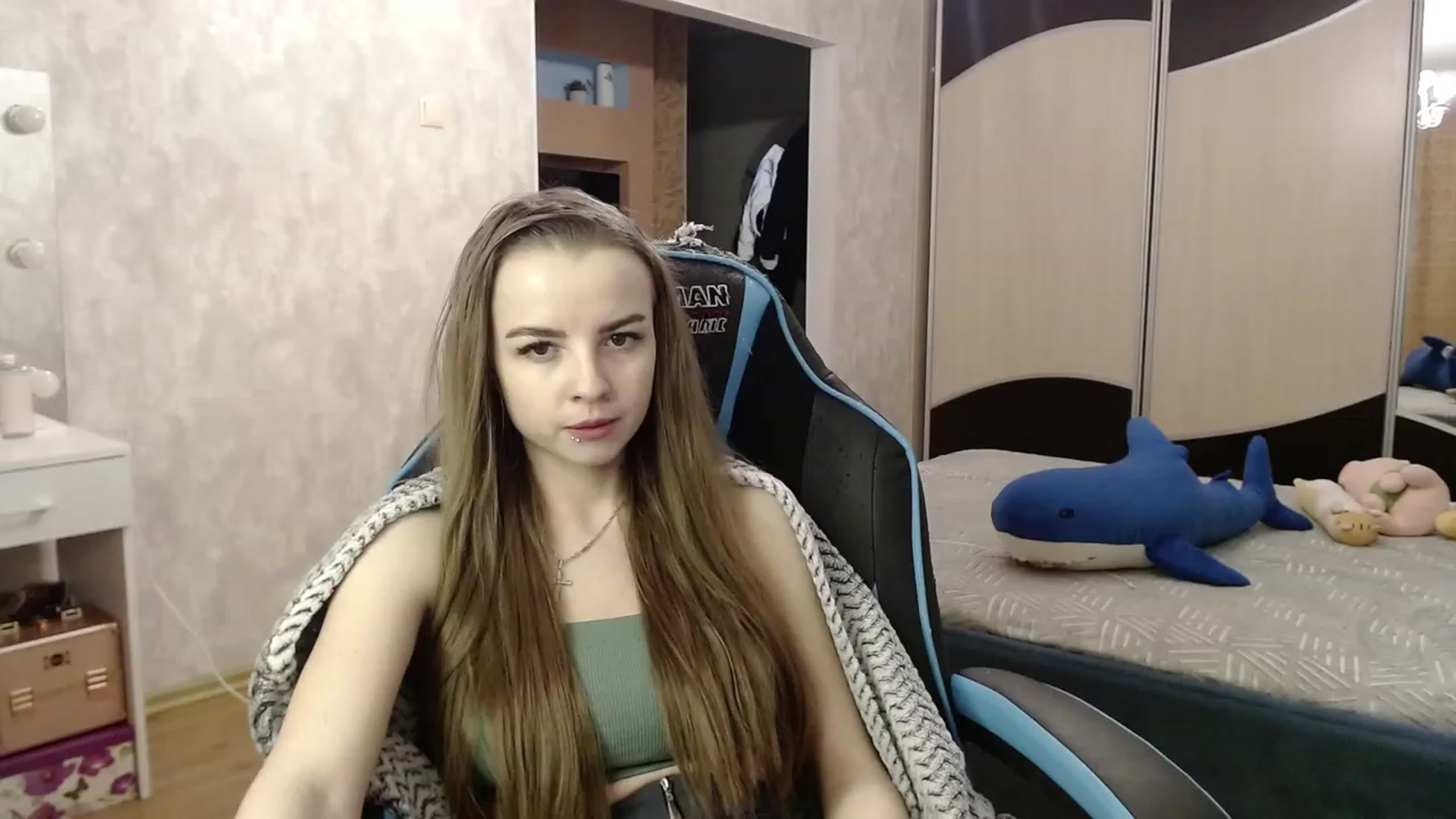 Gallery image thumbnail from Lio_noy's myfreecams stream on, 11/20/2023, 22:11 image 1 of 20