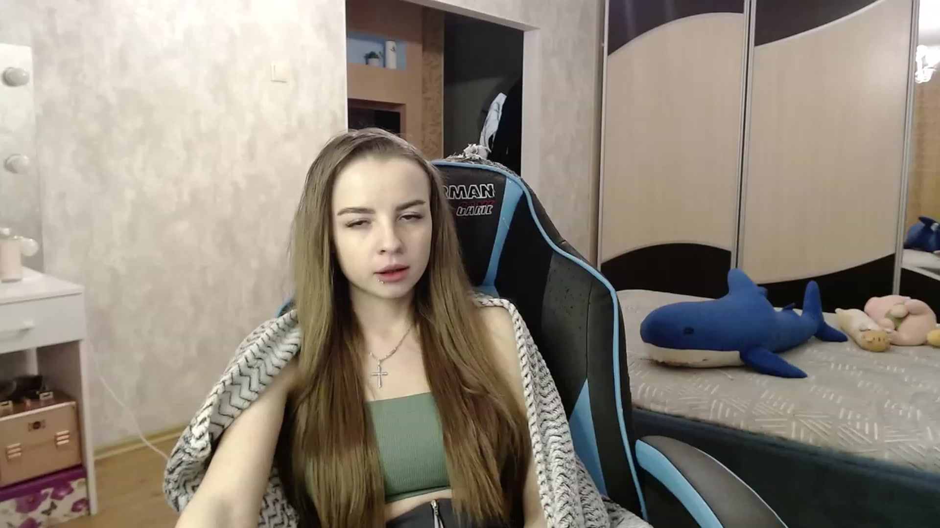 Gallery image thumbnail from Lio_noy's myfreecams stream on, 11/20/2023, 22:11 image 7 of 20