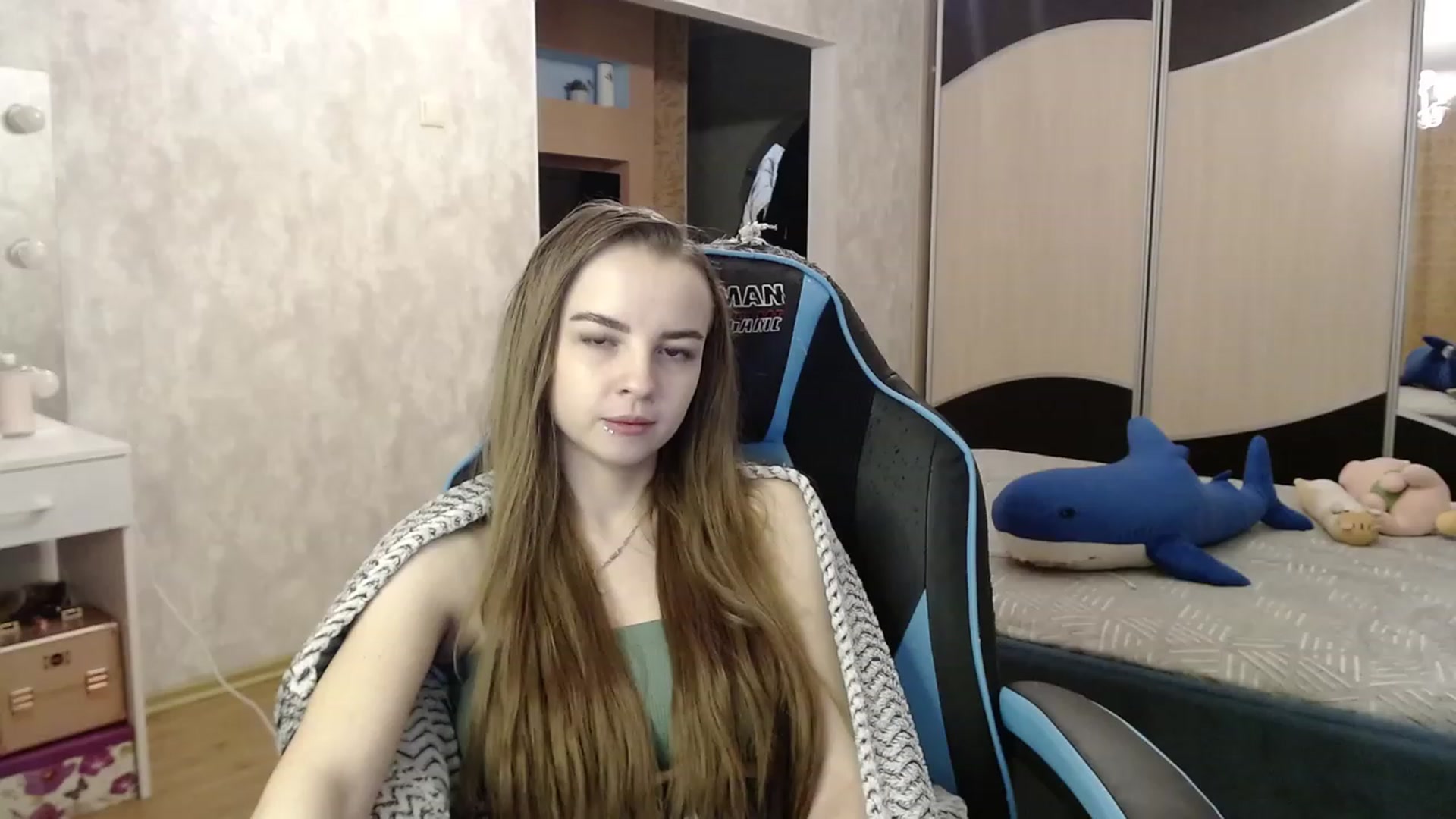 Gallery image thumbnail from Lio_noy's myfreecams stream on, 11/20/2023, 22:11 image 9 of 20