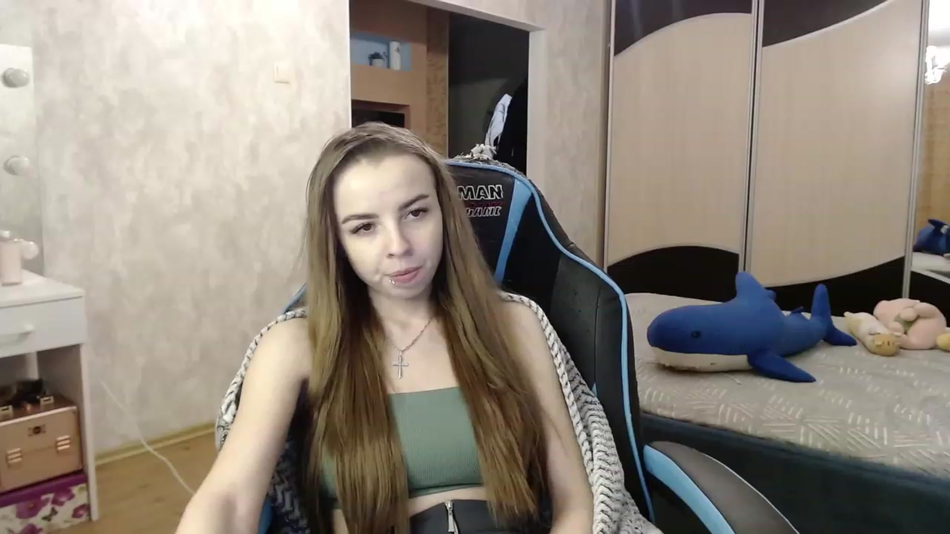 Gallery image thumbnail from Lio_noy's myfreecams stream on, 11/20/2023, 22:11 image 6 of 20