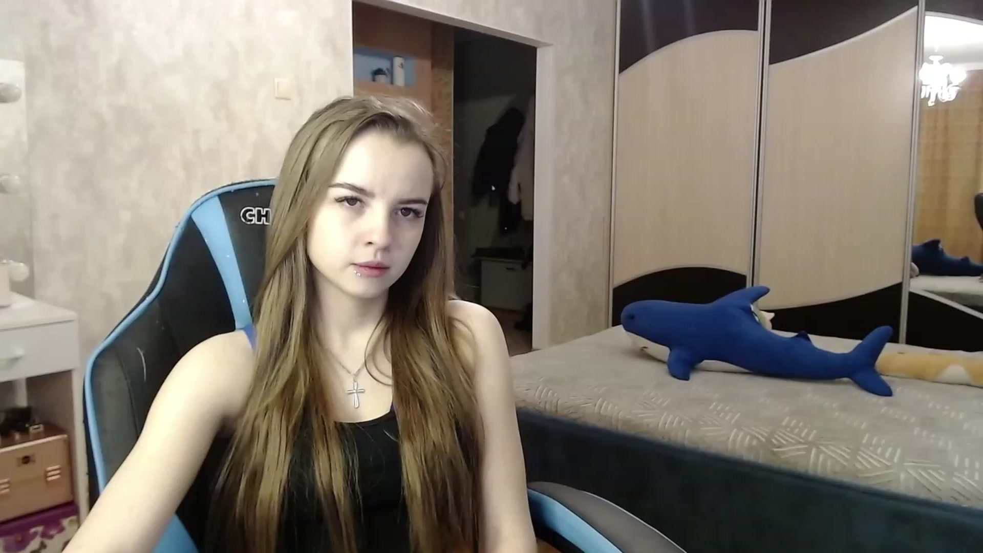 Gallery image thumbnail from Lio_noy's myfreecams stream on, 11/21/2023, 23:23 image 8 of 20