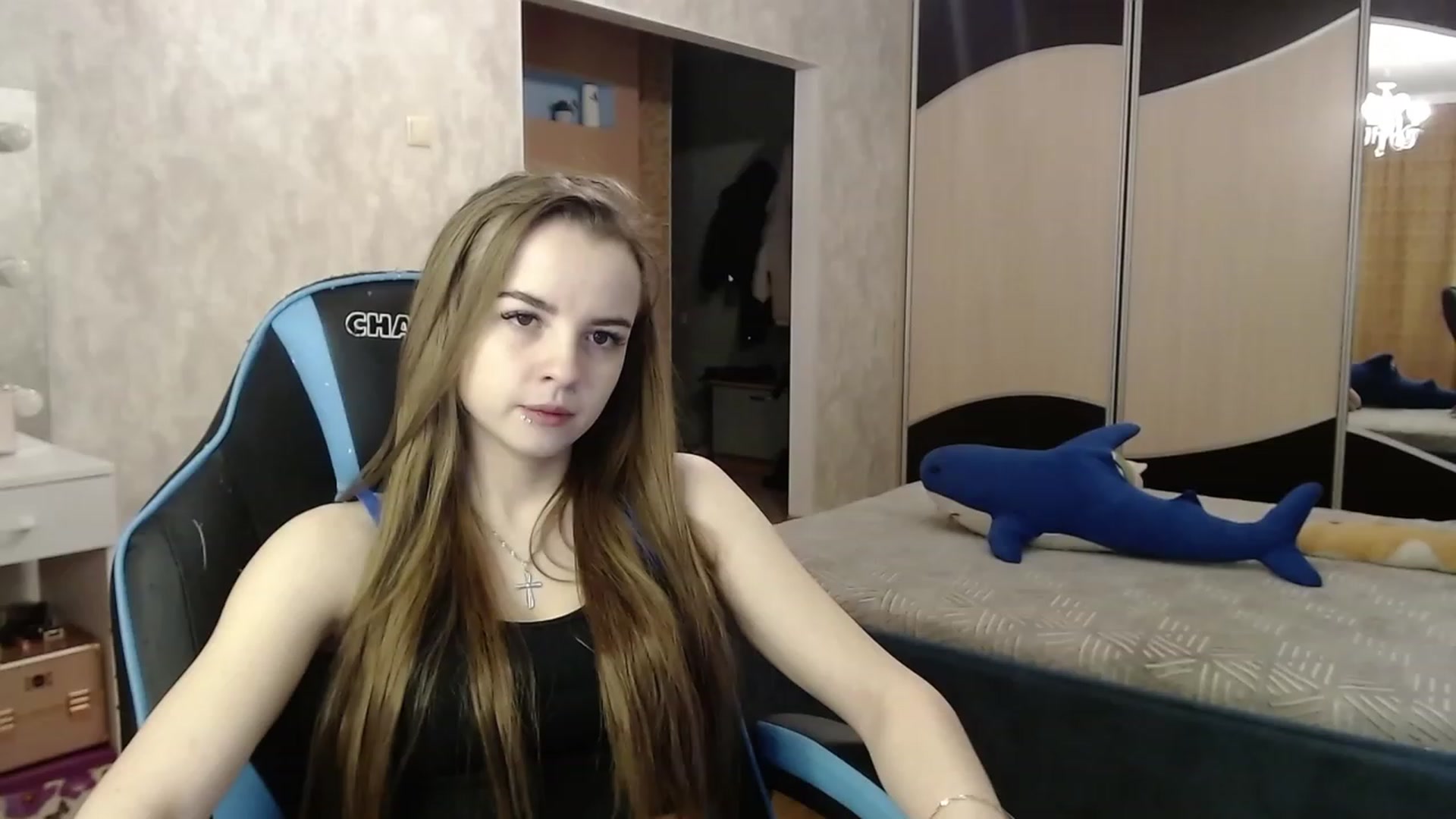 Gallery image thumbnail from Lio_noy's myfreecams stream on, 11/21/2023, 23:23 image 9 of 20