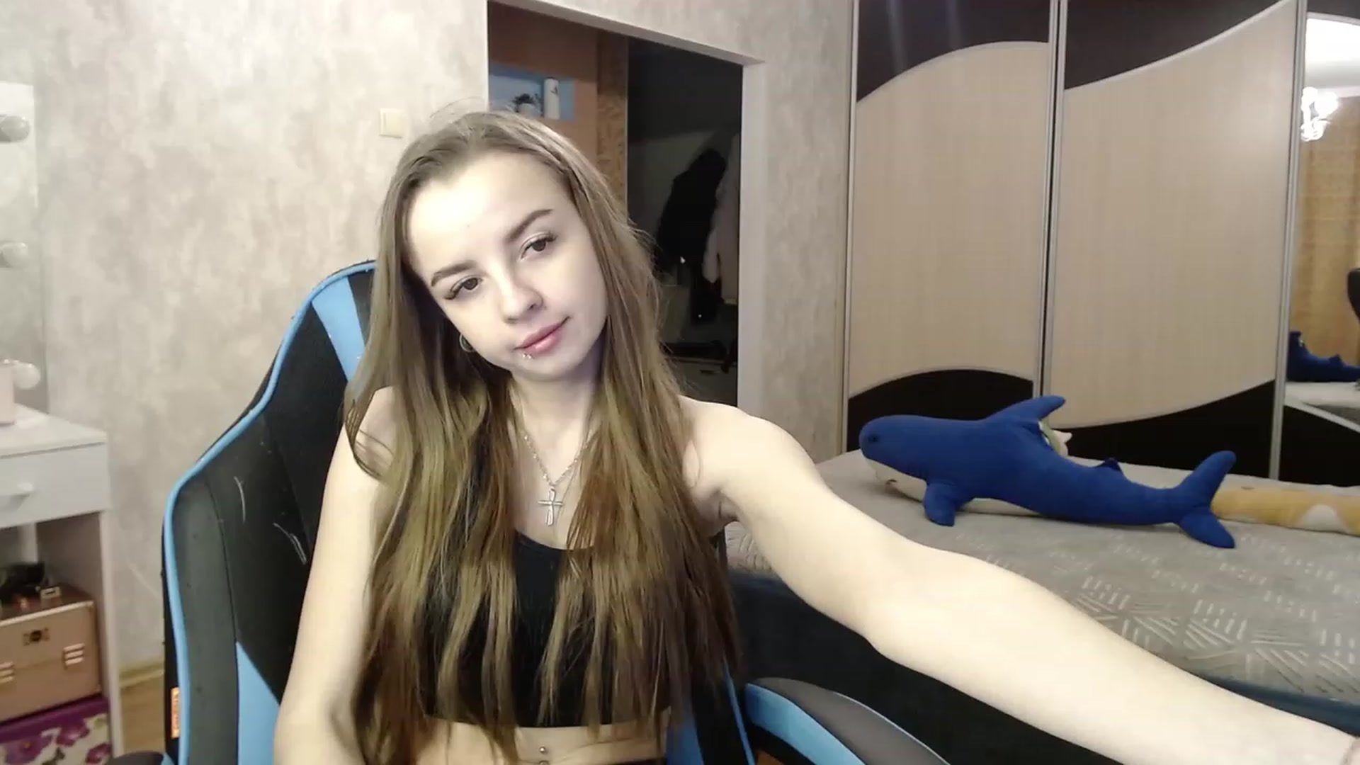 Gallery image thumbnail from Lio_noy's myfreecams stream on, 11/21/2023, 23:23 image 3 of 20