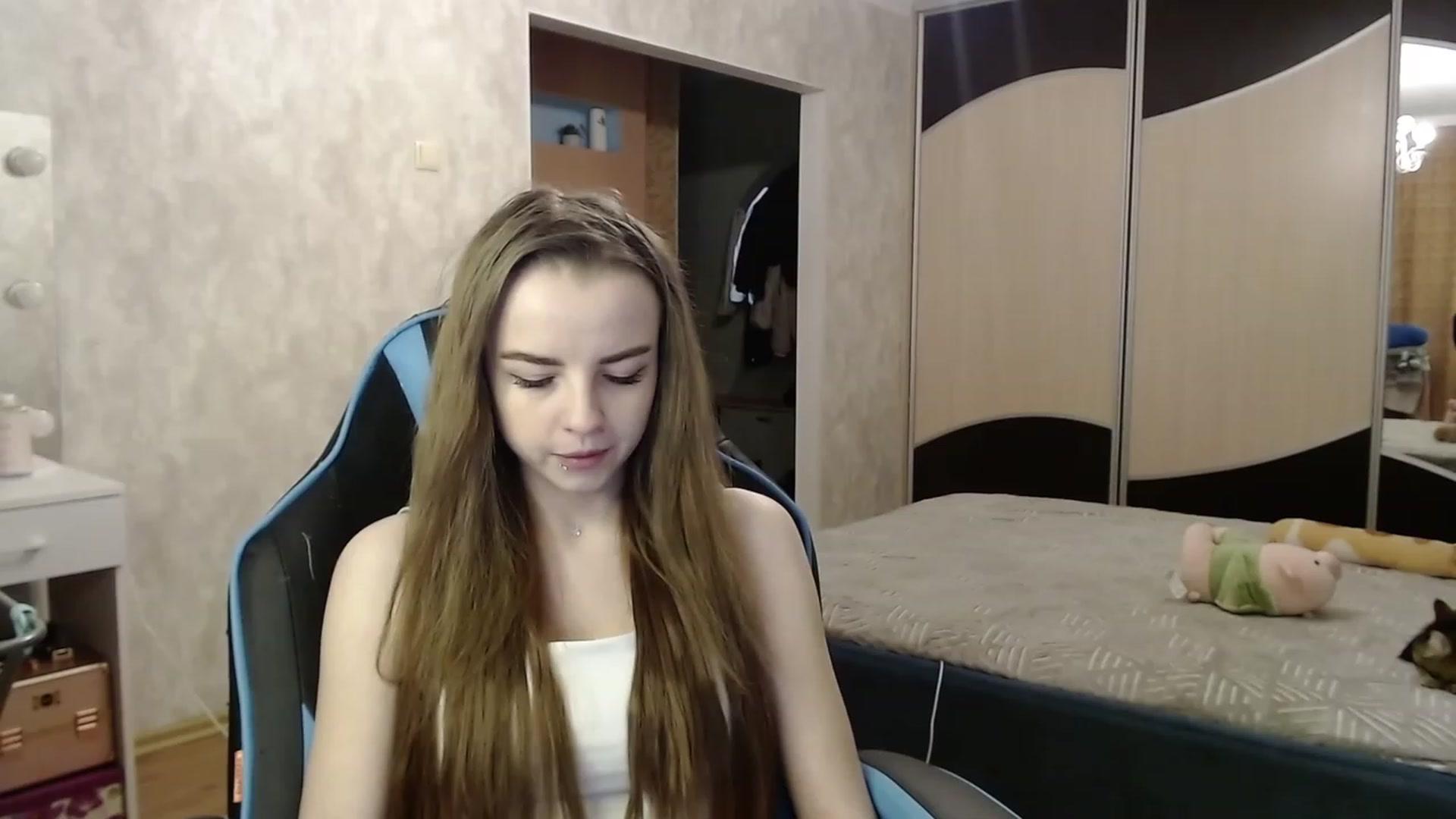 Gallery image thumbnail from Lio_noy's myfreecams stream on, 11/22/2023, 21:55 image 19 of 20