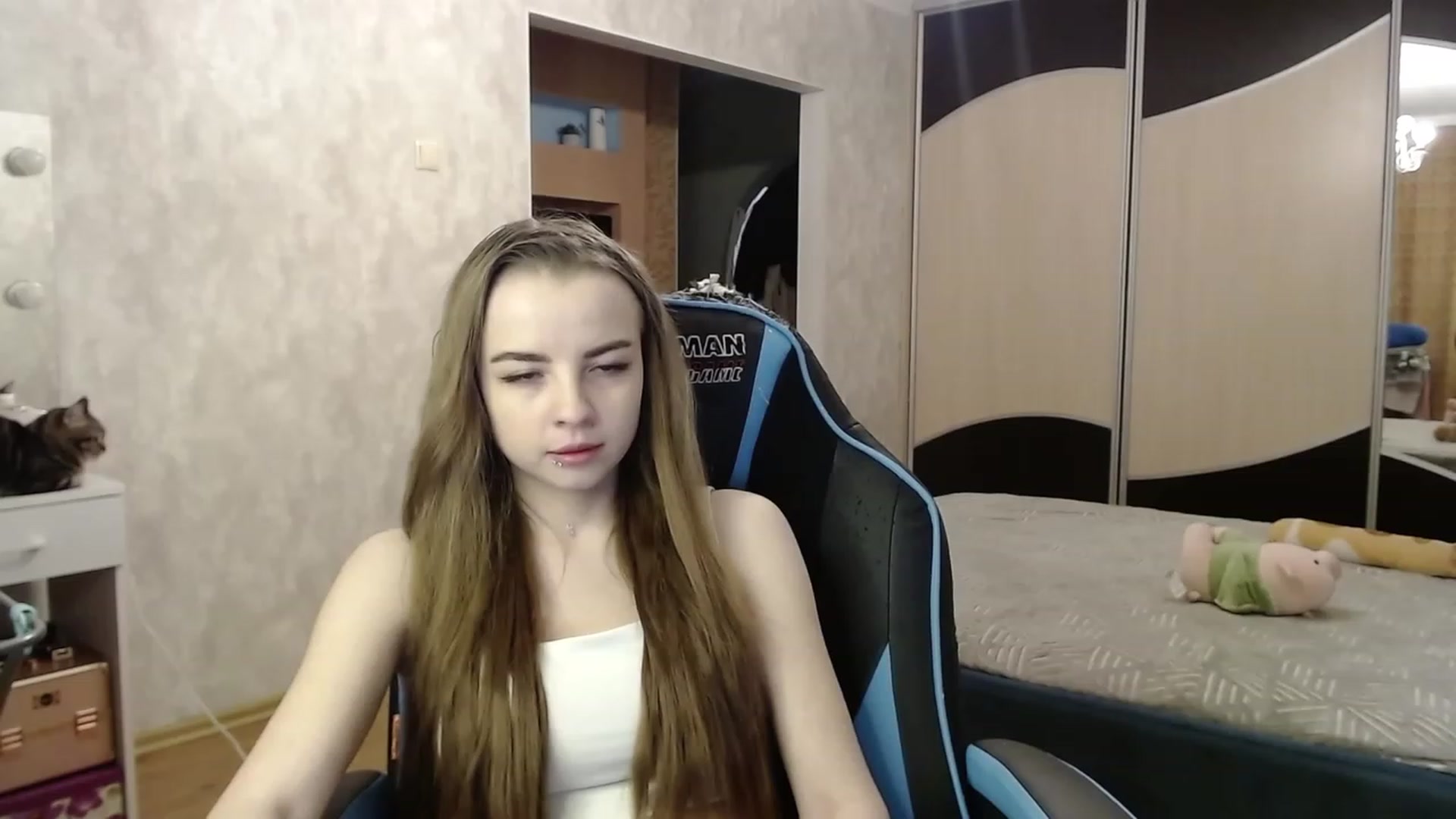 Gallery image thumbnail from Lio_noy's myfreecams stream on, 11/22/2023, 21:55 image 12 of 20
