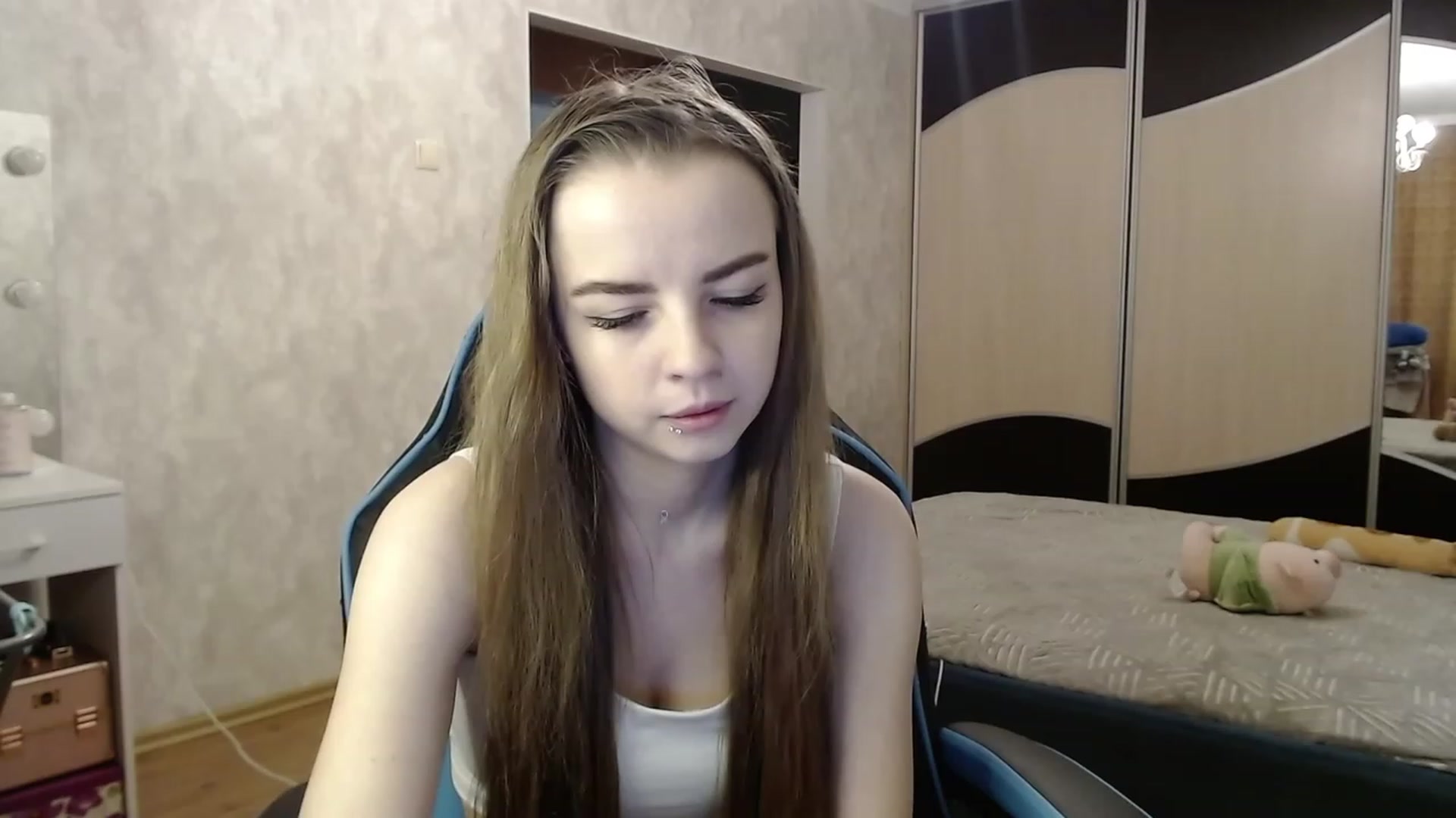 Gallery image thumbnail from Lio_noy's myfreecams stream on, 11/22/2023, 21:55 image 15 of 20