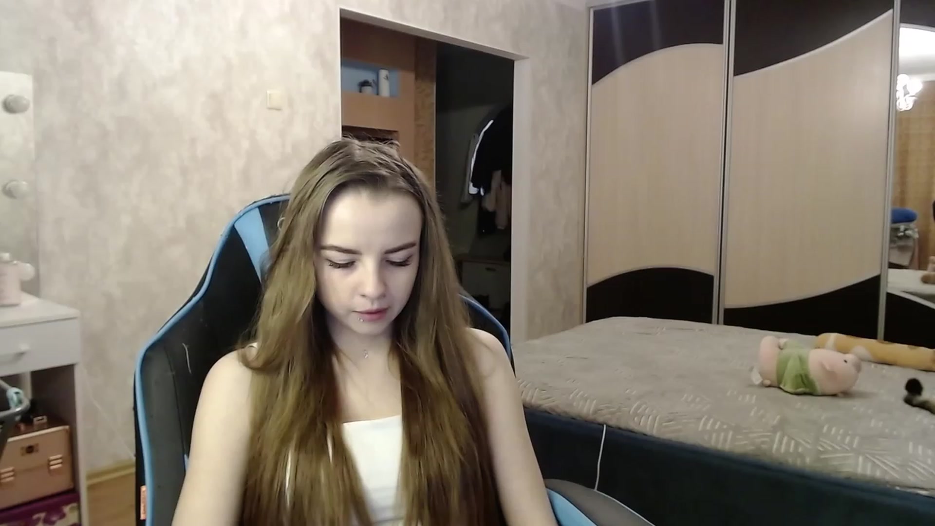 Gallery image thumbnail from Lio_noy's myfreecams stream on, 11/22/2023, 22:14 image 12 of 20