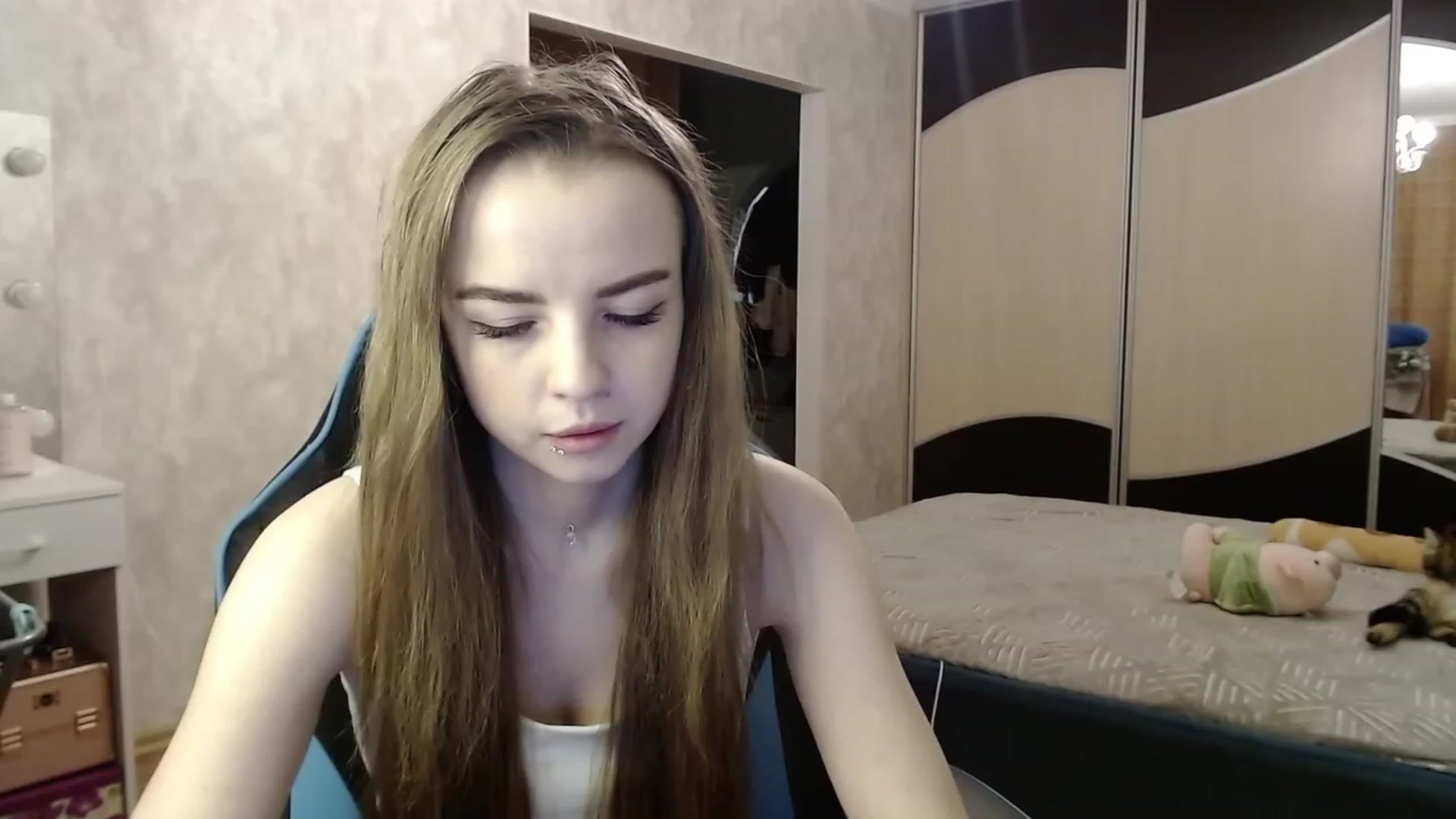 Gallery image thumbnail from Lio_noy's myfreecams stream on, 11/22/2023, 22:14 image 19 of 20