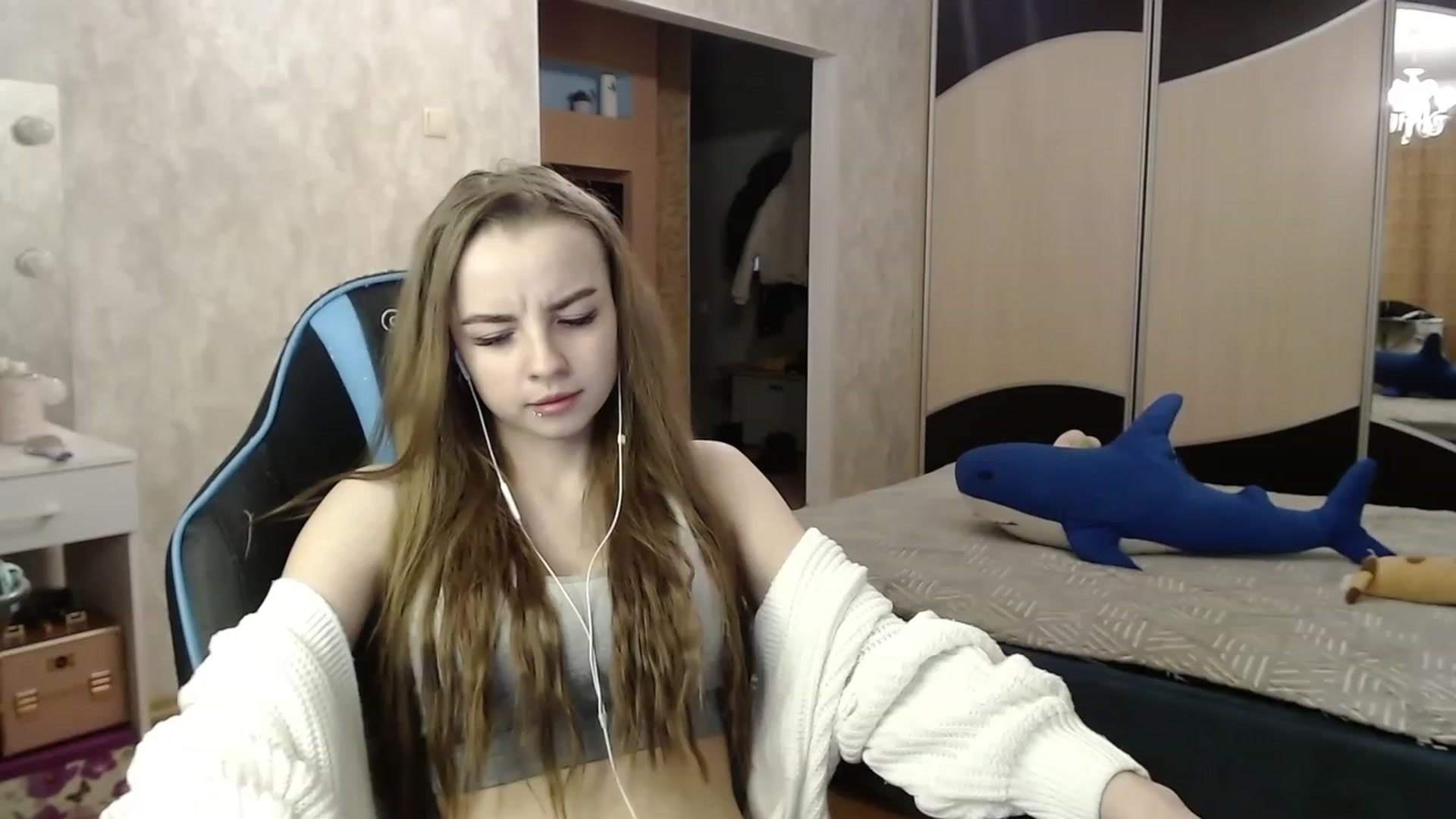 Gallery image thumbnail from Lio_noy's myfreecams stream on, 11/24/2023, 24:01 image 7 of 20