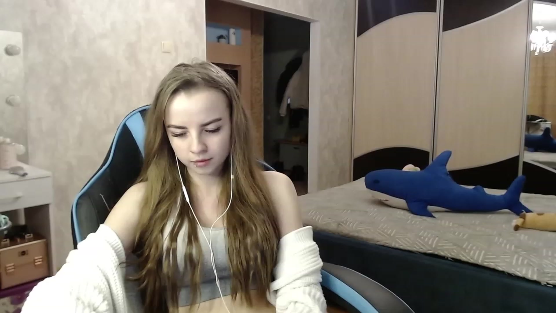 Gallery image thumbnail from Lio_noy's myfreecams stream on, 11/24/2023, 24:01 image 6 of 20