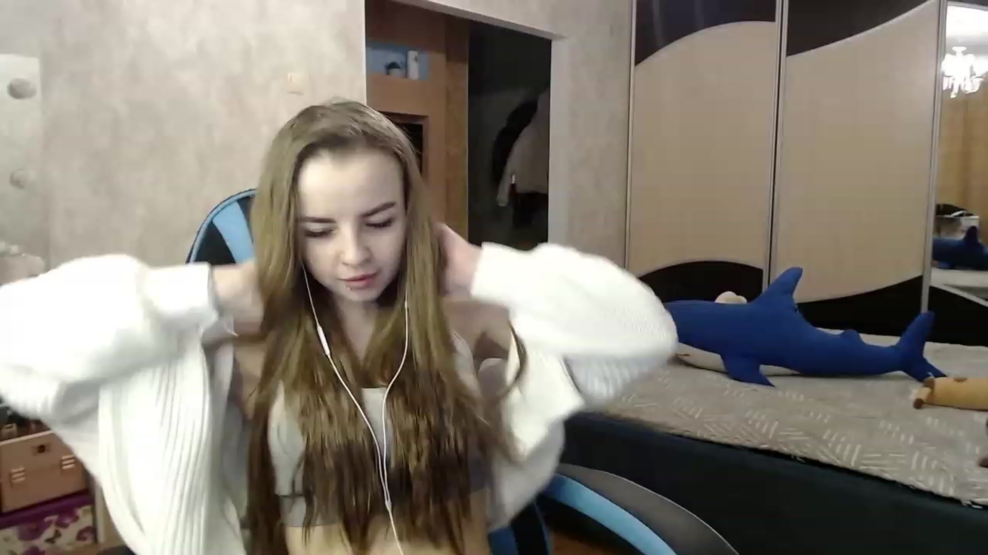 Gallery image thumbnail from Lio_noy's myfreecams stream on, 11/24/2023, 24:01 image 17 of 20