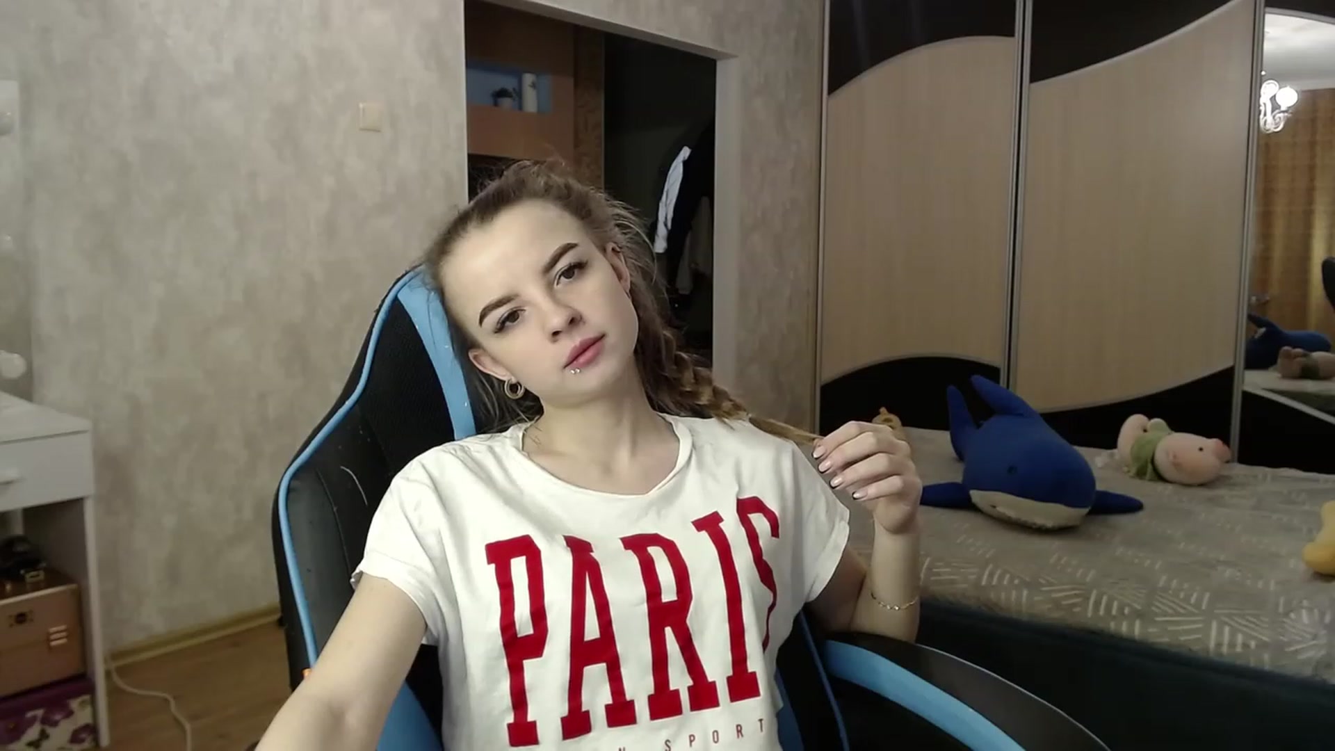Gallery image thumbnail from Lio_noy's myfreecams stream on, 11/25/2023, 22:30 image 4 of 20