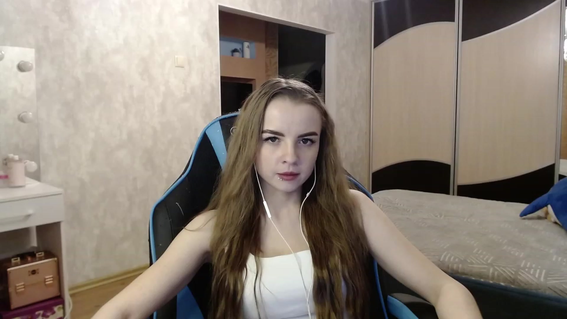 Gallery image thumbnail from Lio_noy's myfreecams stream on, 11/26/2023, 22:24 image 3 of 20