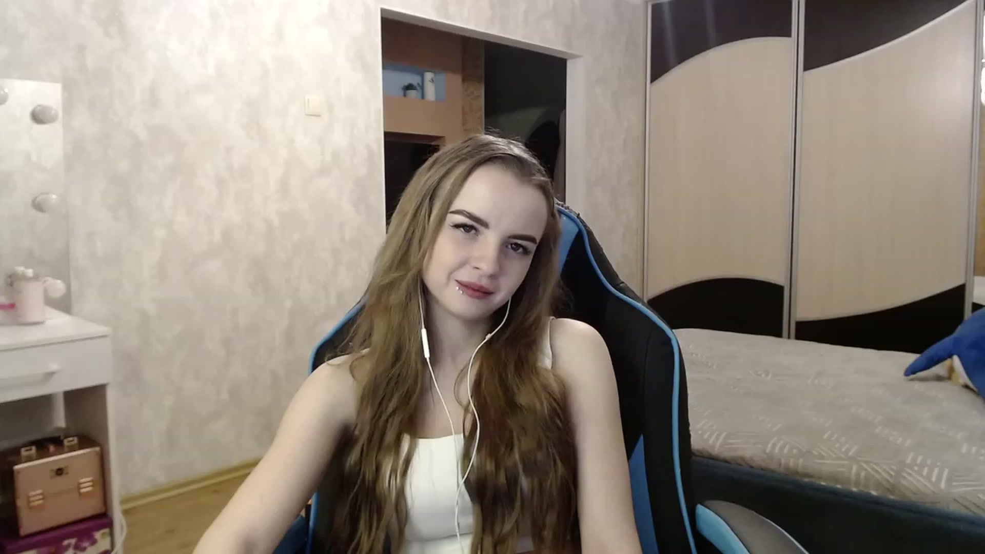 Gallery image thumbnail from Lio_noy's myfreecams stream on, 11/26/2023, 23:00 image 20 of 20