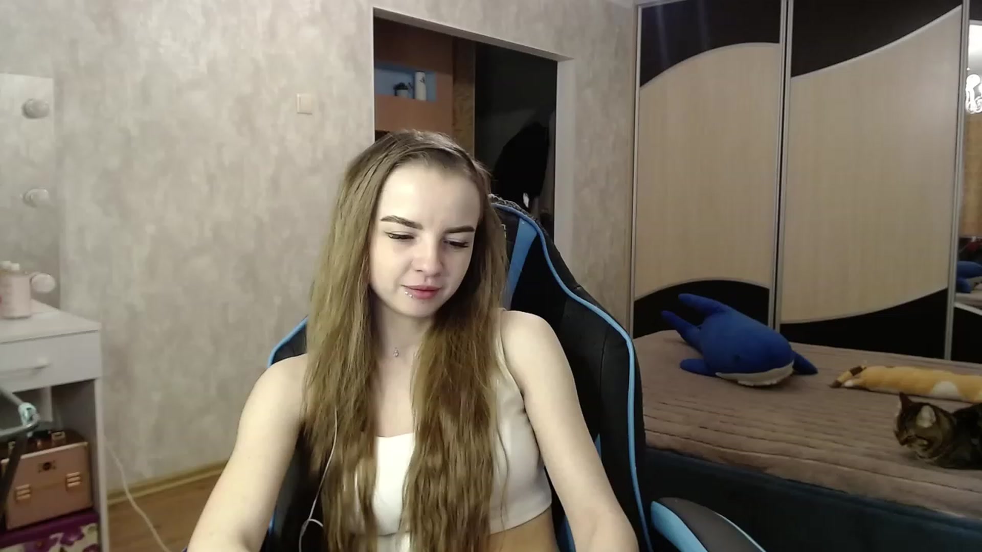 Gallery image thumbnail from Lio_noy's myfreecams stream on, 11/27/2023, 23:13 image 3 of 20