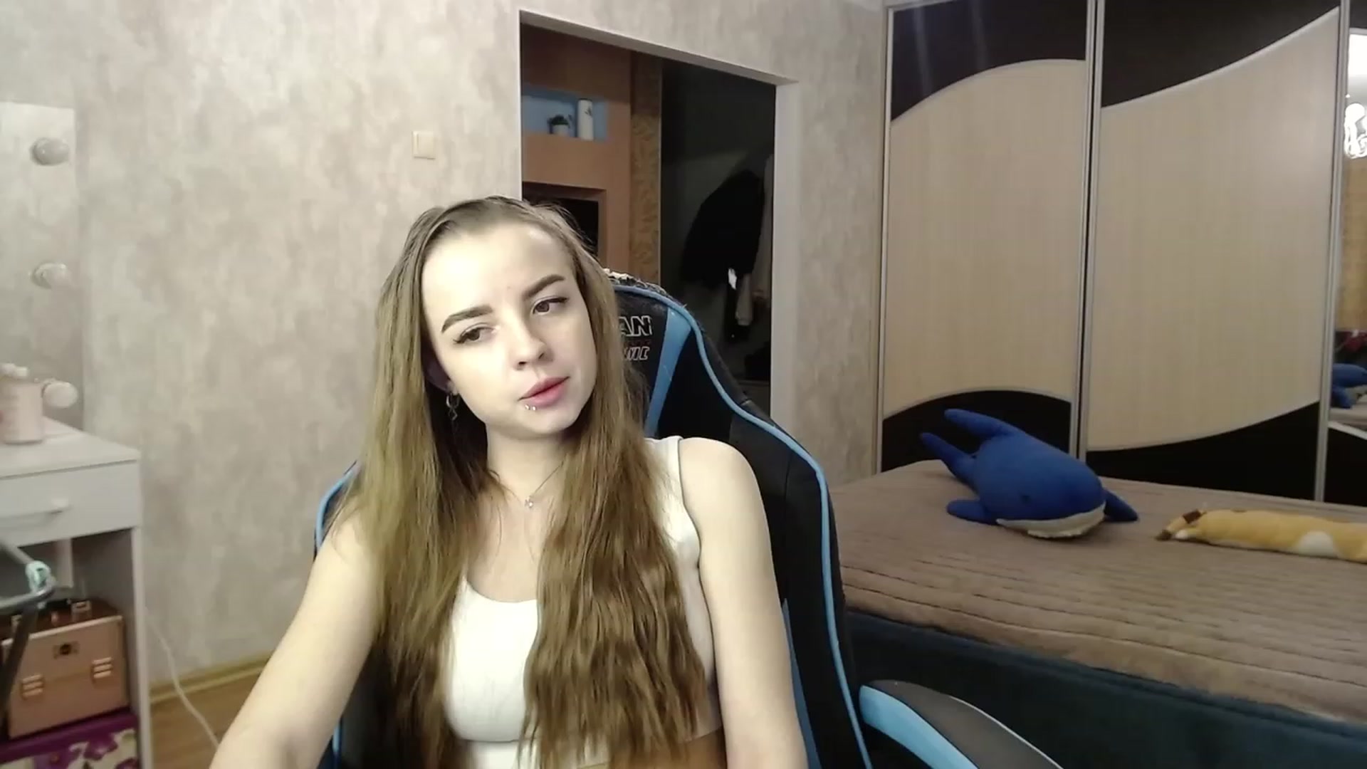 Gallery image thumbnail from Lio_noy's myfreecams stream on, 11/27/2023, 23:13 image 18 of 20