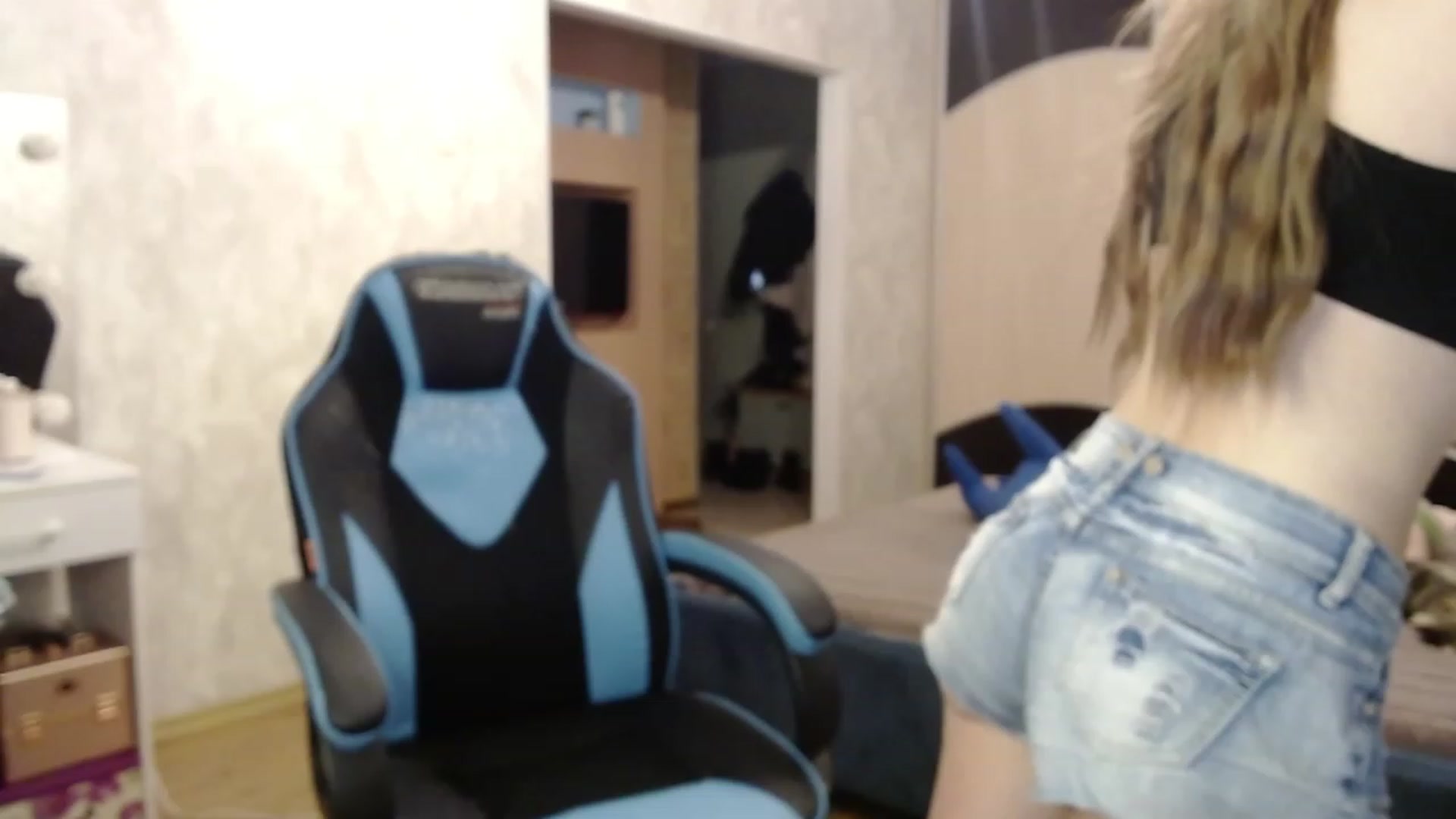 Gallery image thumbnail from Lio_noy's myfreecams stream on, 11/28/2023, 22:25 image 5 of 20