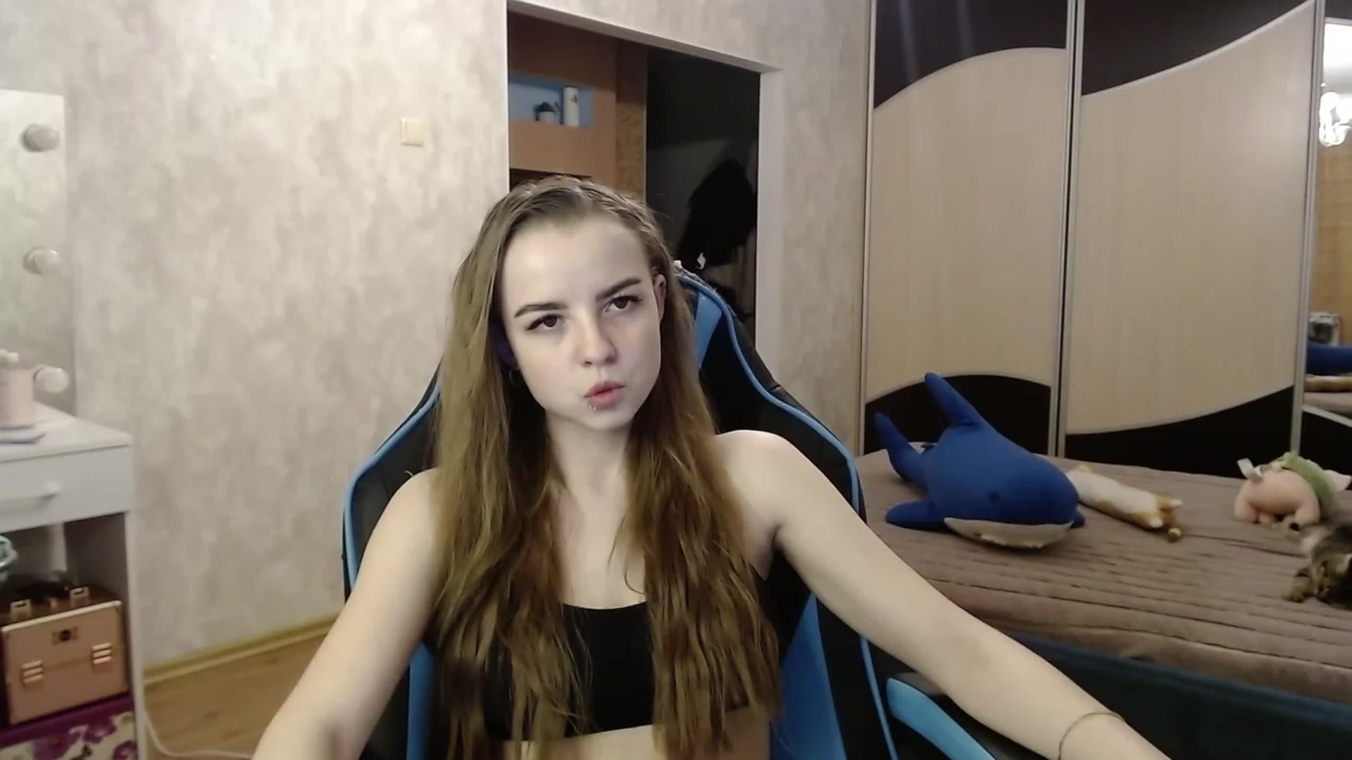 Gallery image thumbnail from Lio_noy's myfreecams stream on, 11/28/2023, 22:25 image 12 of 20