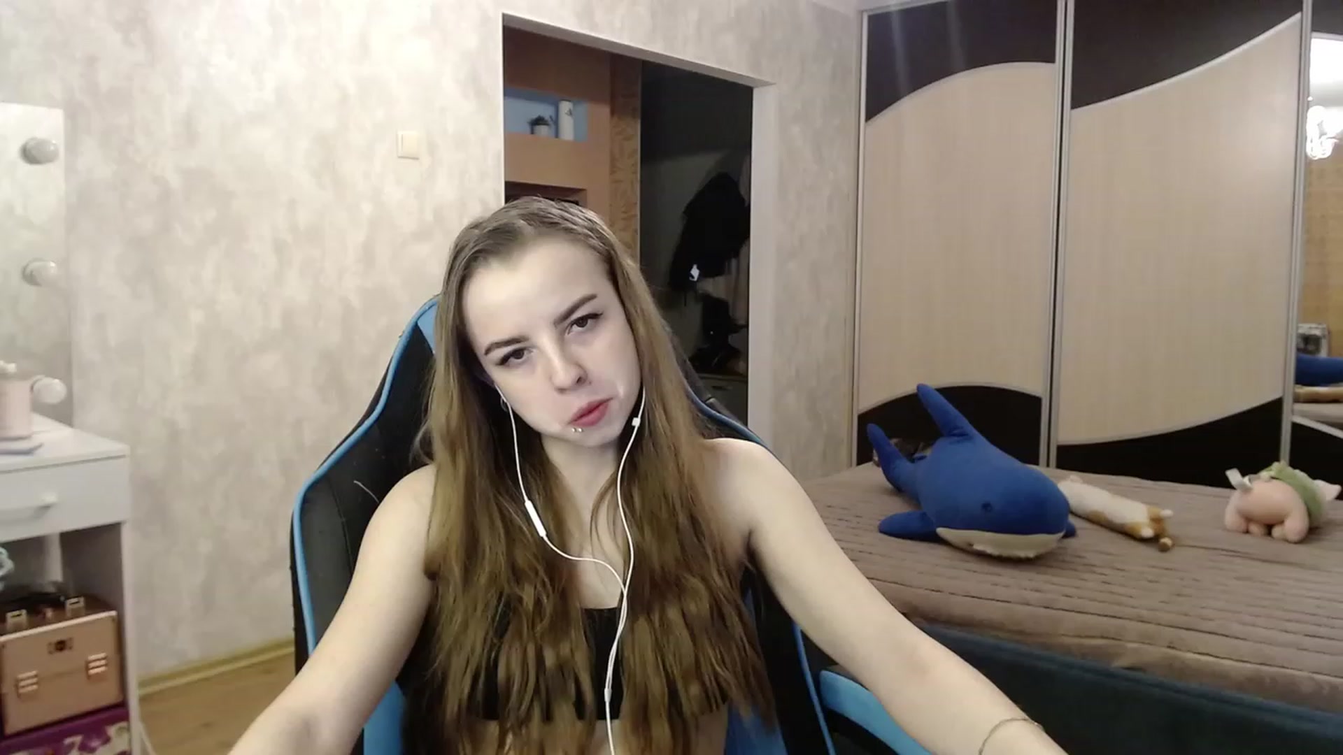 Gallery image thumbnail from Lio_noy's myfreecams stream on, 11/28/2023, 23:03 image 20 of 20