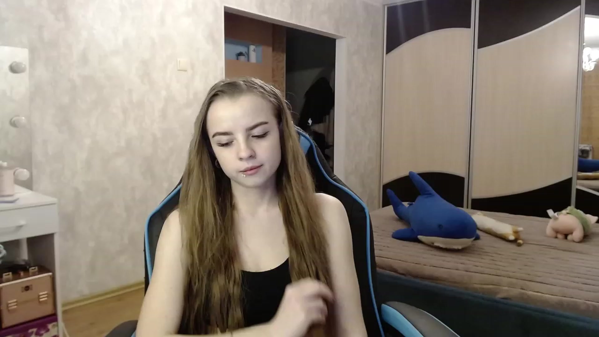 Gallery image thumbnail from Lio_noy's myfreecams stream on, 11/28/2023, 23:03 image 2 of 20