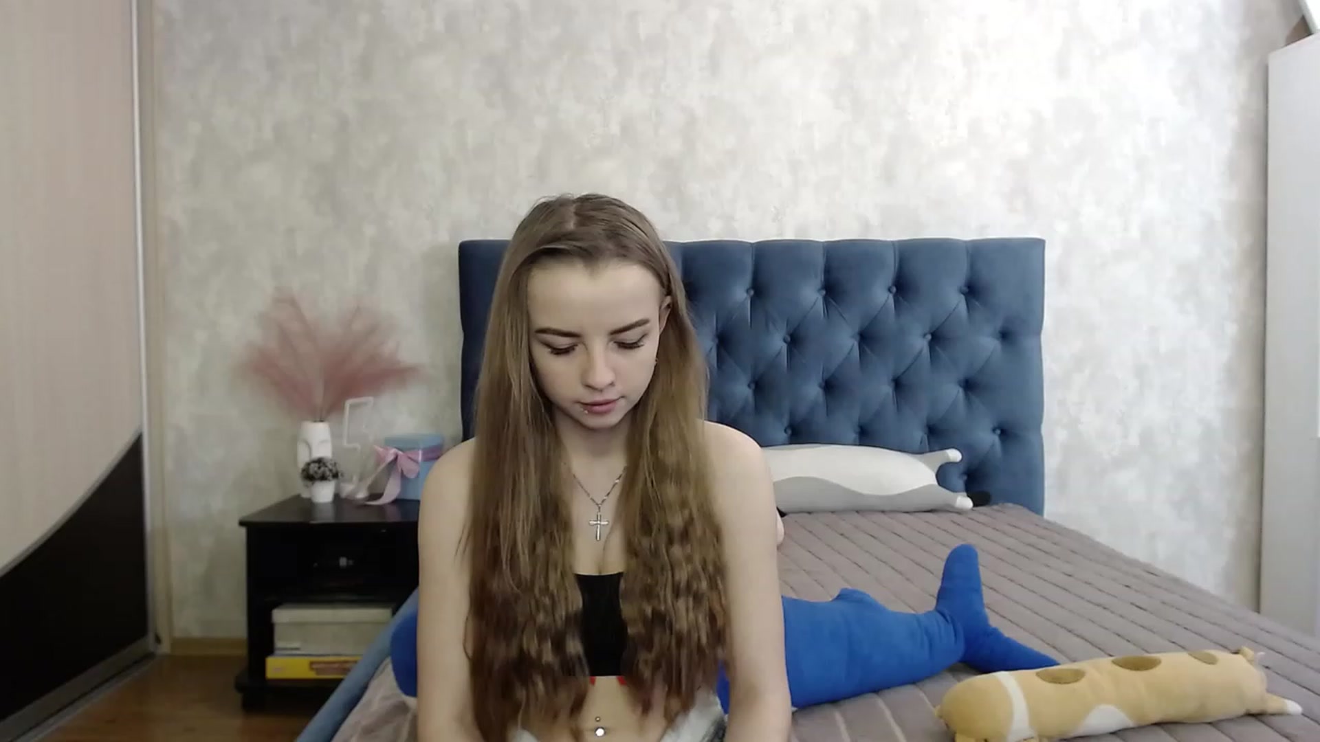 Gallery image thumbnail from Lio_noy's myfreecams stream on, 11/29/2023, 23:26 image 2 of 20