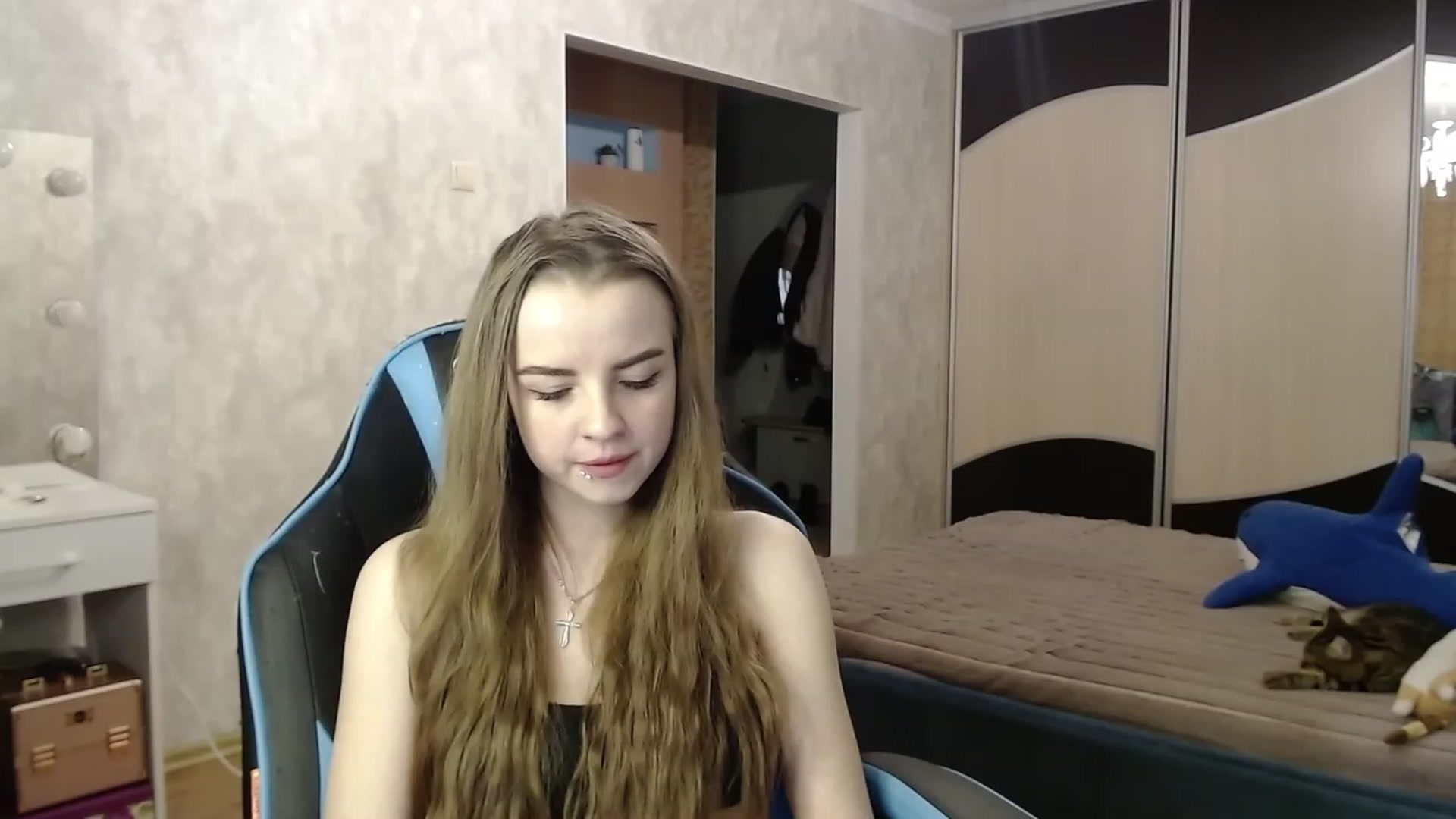 Gallery image thumbnail from Lio_noy's myfreecams stream on, 11/30/2023, 23:12 image 17 of 20