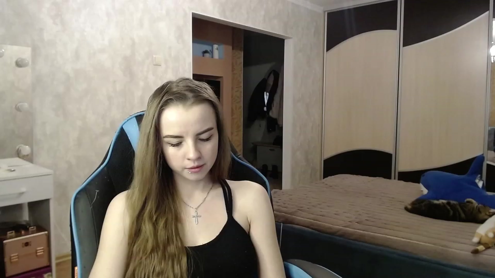 Gallery image thumbnail from Lio_noy's myfreecams stream on, 12/01/2023, 24:11 image 14 of 20