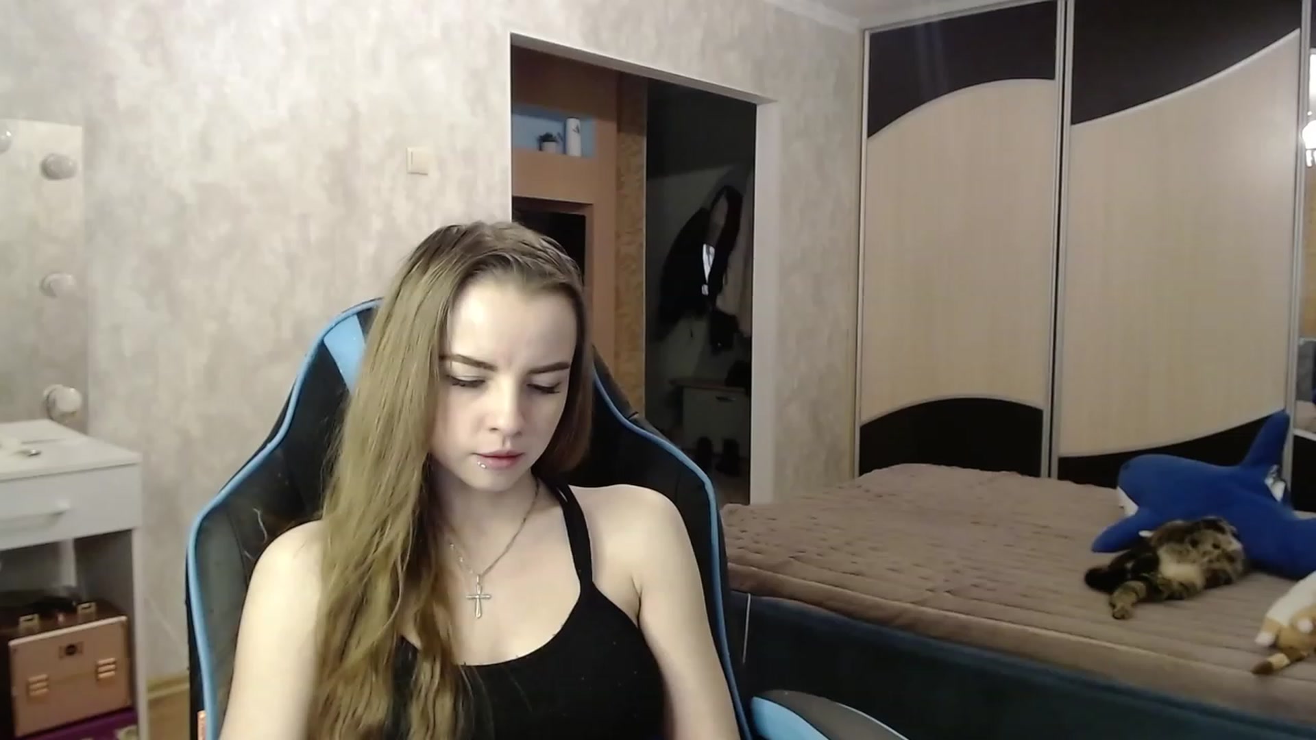 Gallery image thumbnail from Lio_noy's myfreecams stream on, 12/01/2023, 24:11 image 20 of 20
