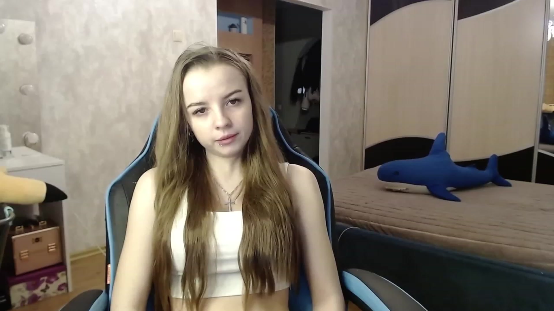 Gallery image thumbnail from Lio_noy's myfreecams stream on, 12/04/2023, 22:22 image 17 of 20