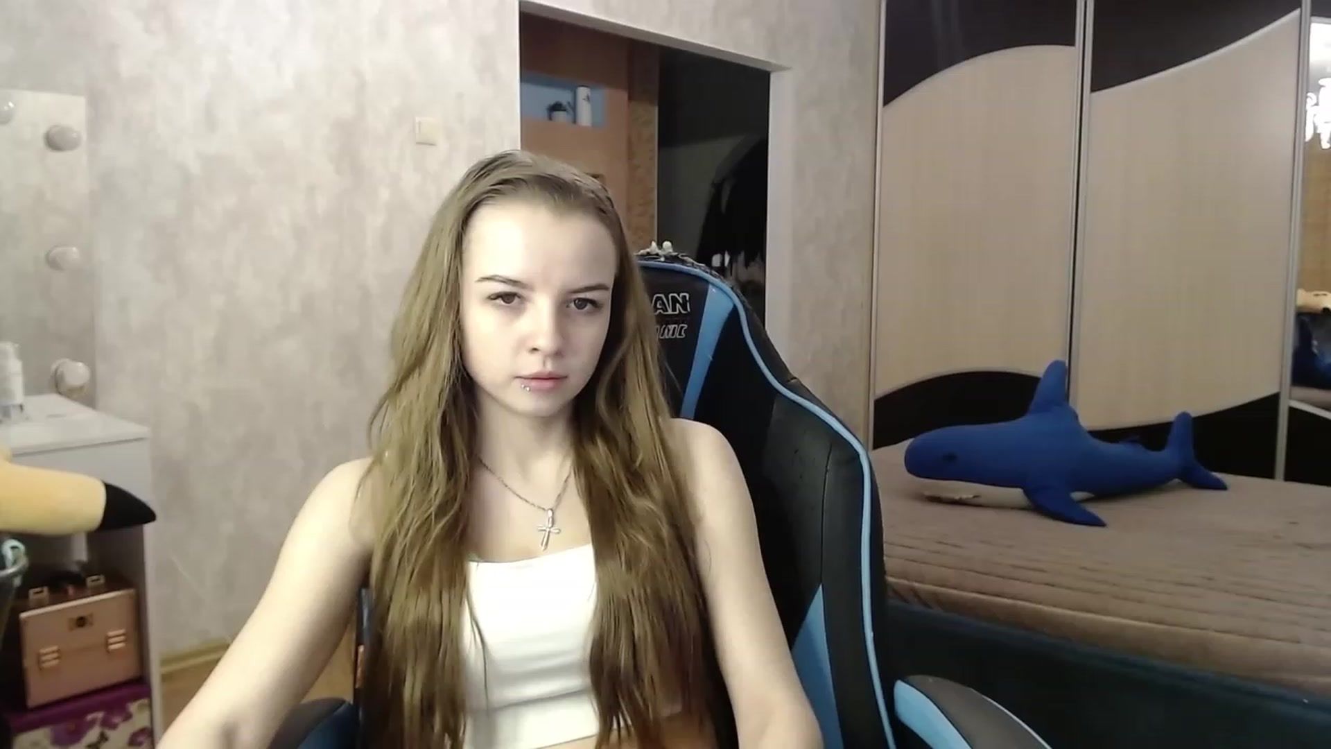 Gallery image thumbnail from Lio_noy's myfreecams stream on, 12/04/2023, 22:45 image 6 of 20