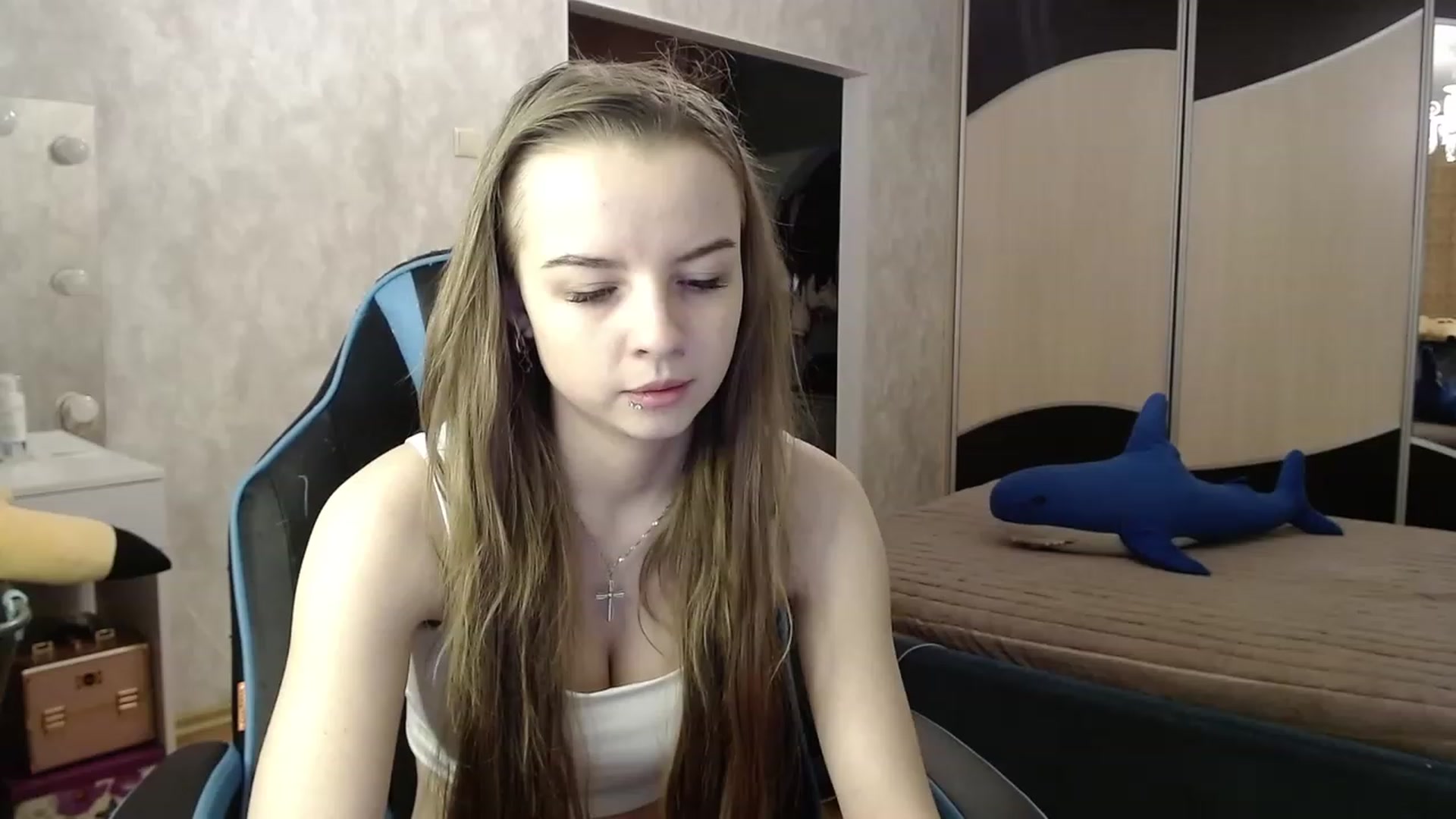 Gallery image thumbnail from Lio_noy's myfreecams stream on, 12/04/2023, 22:45 image 18 of 20