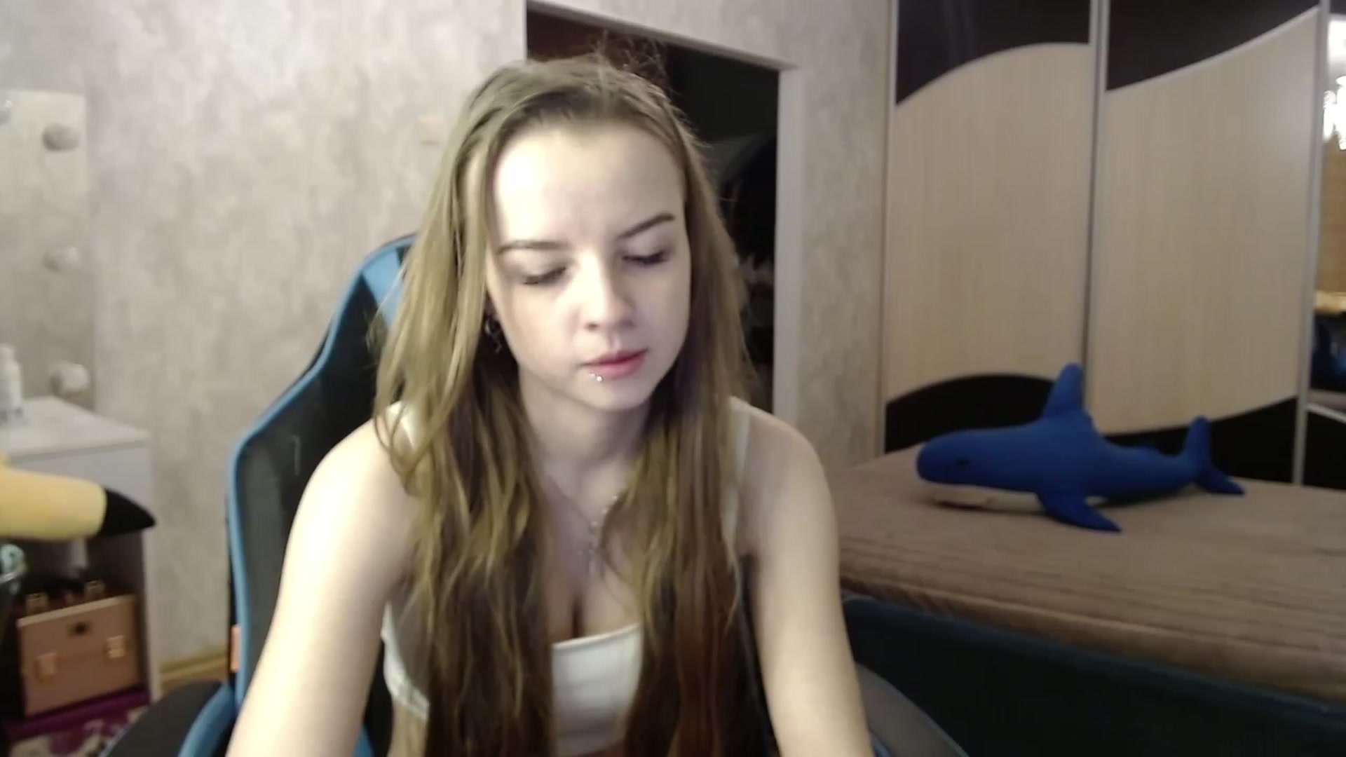 Gallery image thumbnail from Lio_noy's myfreecams stream on, 12/04/2023, 22:45 image 16 of 20