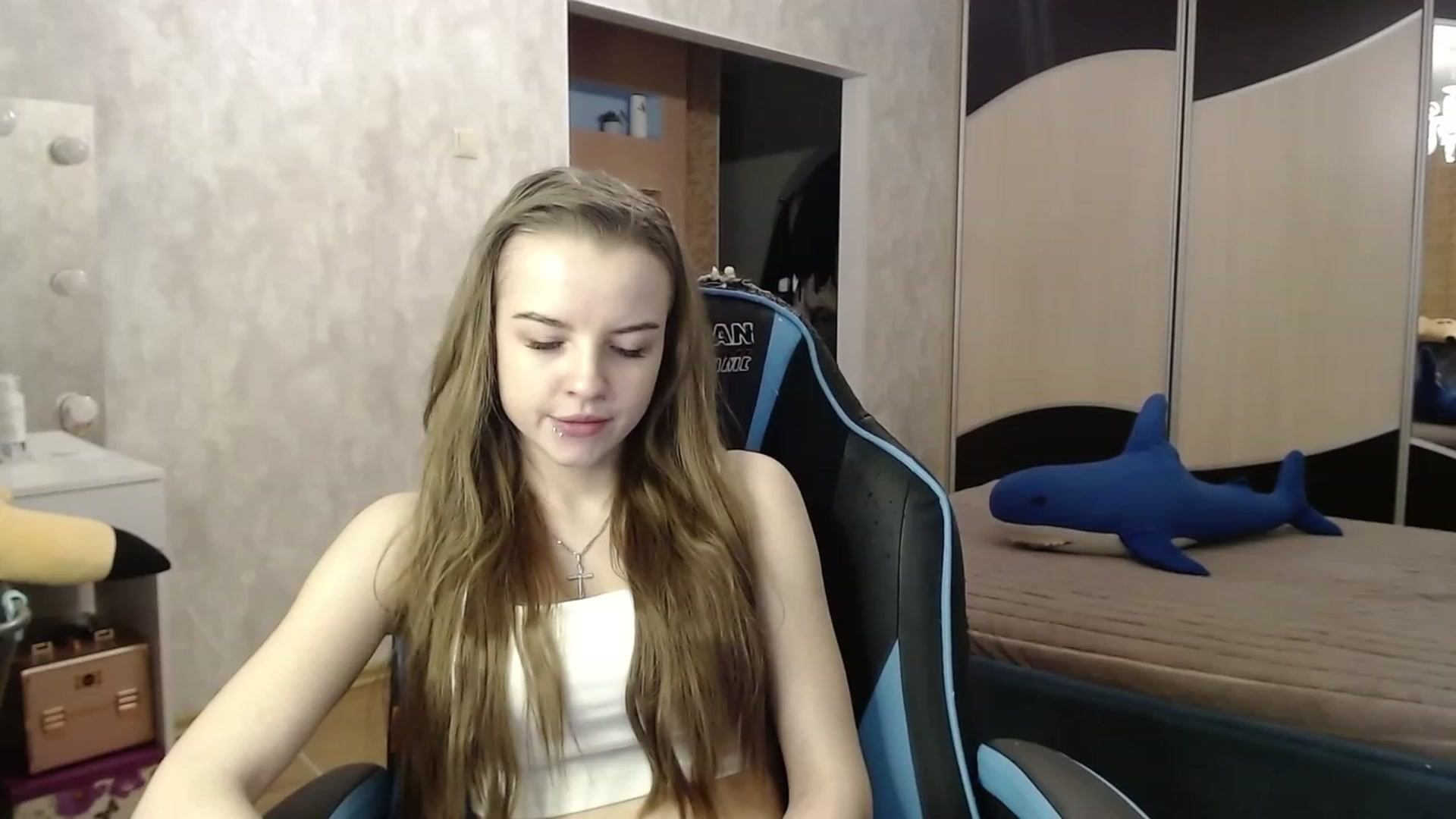 Gallery image thumbnail from Lio_noy's myfreecams stream on, 12/04/2023, 22:45 image 3 of 20