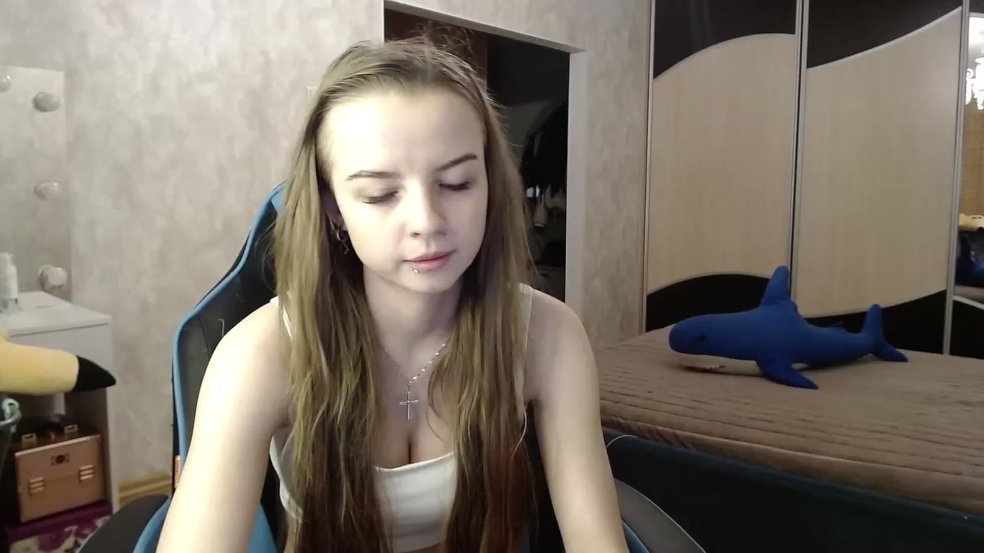 Gallery image thumbnail from Lio_noy's myfreecams stream on, 12/04/2023, 22:45 image 17 of 20