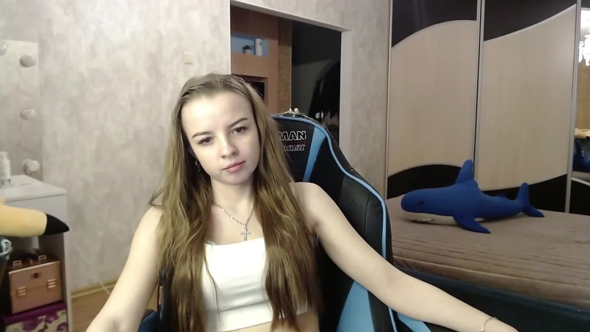 Gallery image thumbnail from Lio_noy's myfreecams stream on, 12/04/2023, 22:45 image 10 of 20
