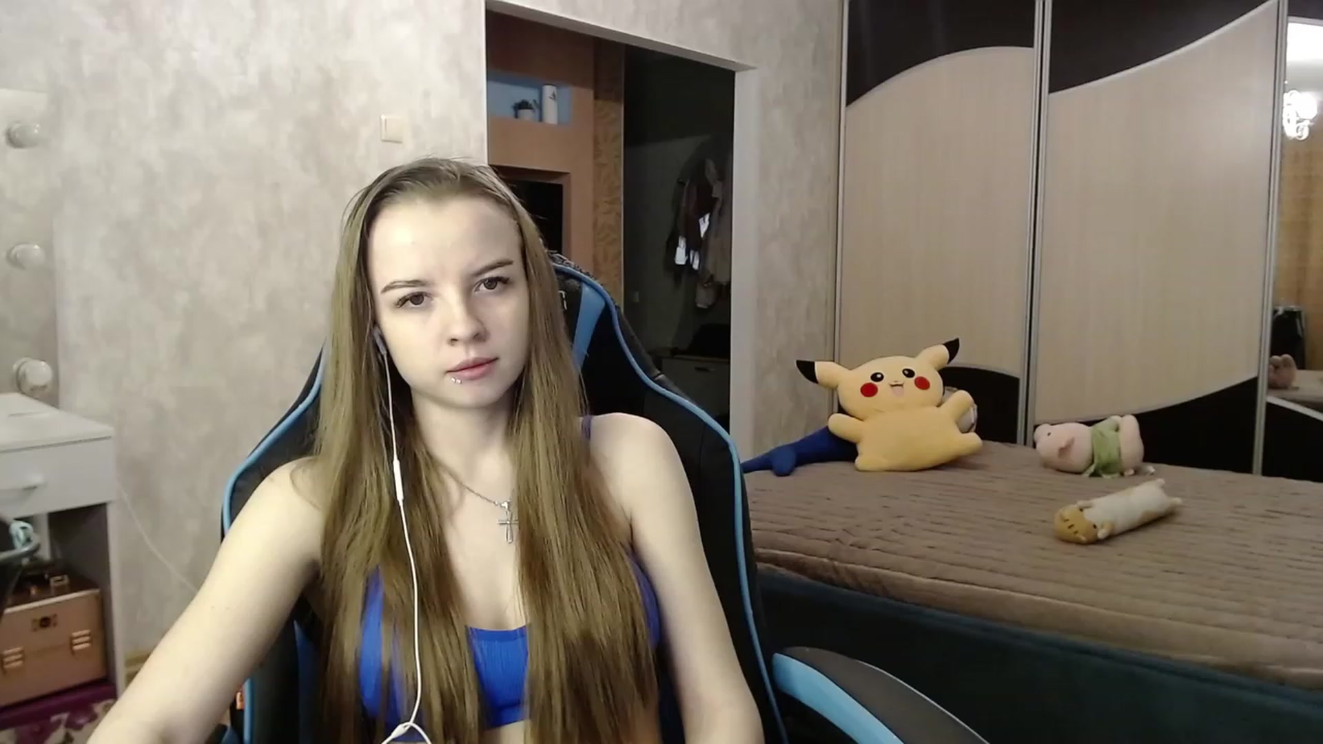 Gallery image thumbnail from Lio_noy's myfreecams stream on, 12/05/2023, 21:03 image 13 of 20