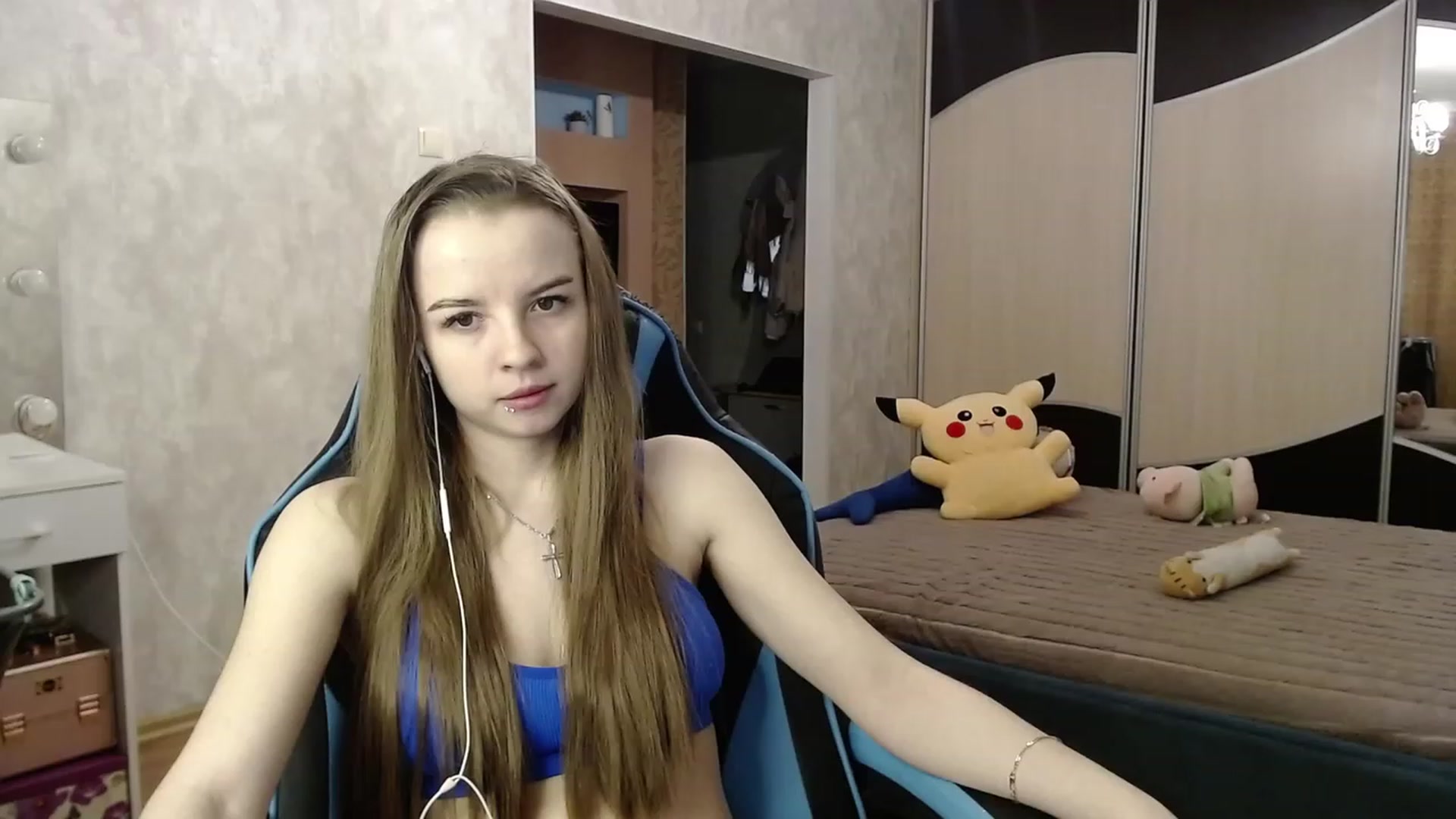 Gallery image thumbnail from Lio_noy's myfreecams stream on, 12/05/2023, 21:03 image 3 of 20