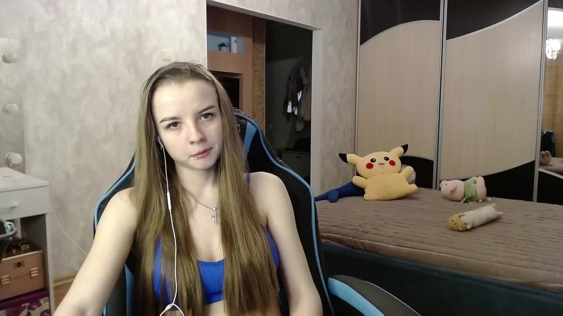 Gallery image thumbnail from Lio_noy's myfreecams stream on, 12/05/2023, 21:03 image 5 of 20
