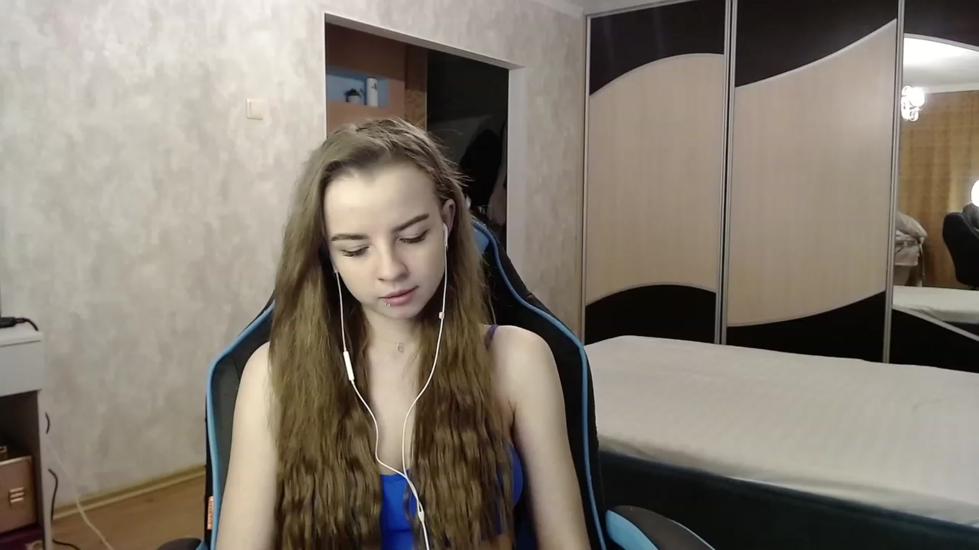 Gallery image thumbnail from Lio_noy's myfreecams stream on, 12/06/2023, 23:04 image 4 of 20