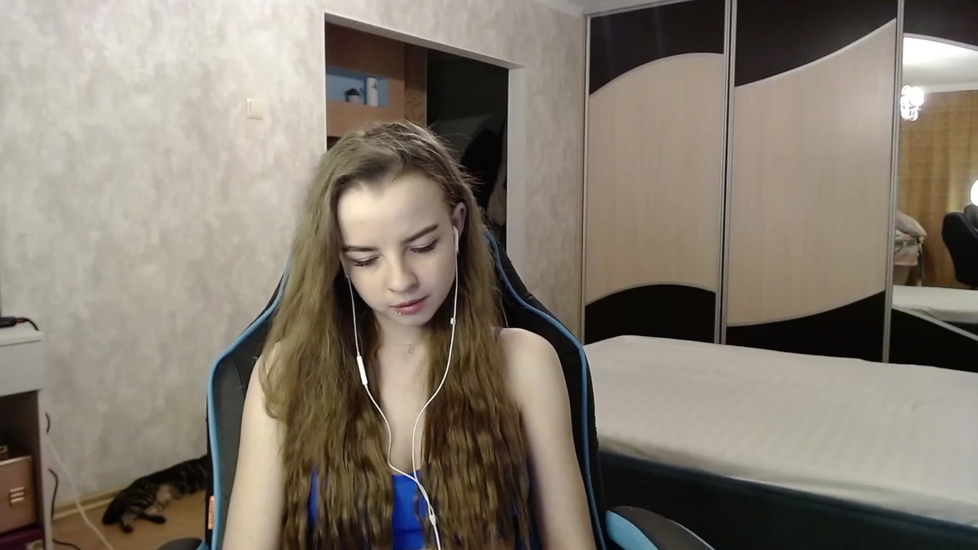 Gallery image thumbnail from Lio_noy's myfreecams stream on, 12/06/2023, 23:04 image 9 of 20