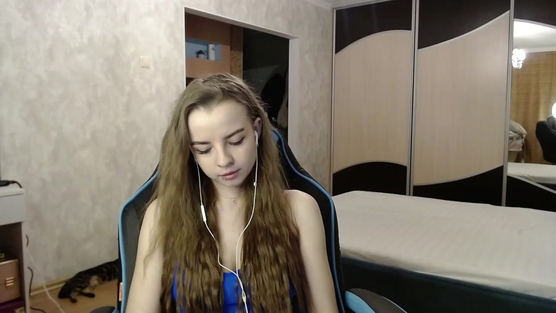 Gallery image thumbnail from Lio_noy's myfreecams stream on, 12/06/2023, 23:04 image 17 of 20